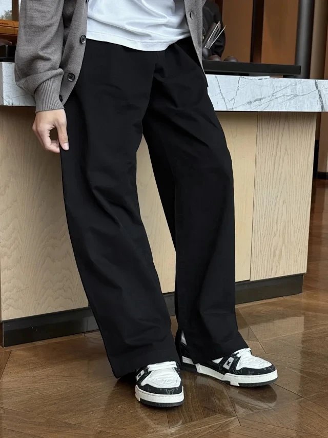 RD-C416 · Leather-Label Cotton Wide-Leg Trousers showcase view 3