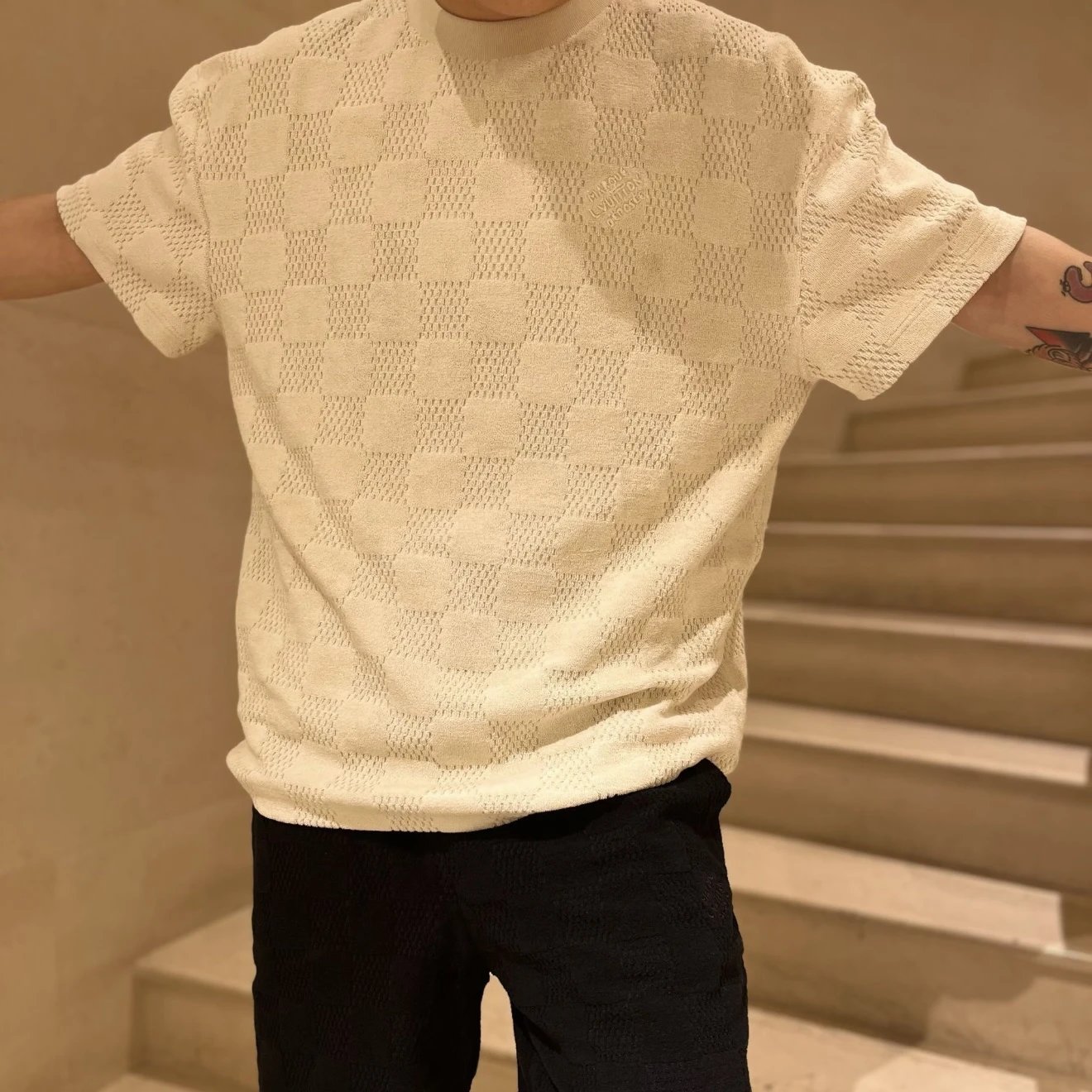 RD-C153 · Openwork Check Knit Crewneck T-Shirt showcase view 2
