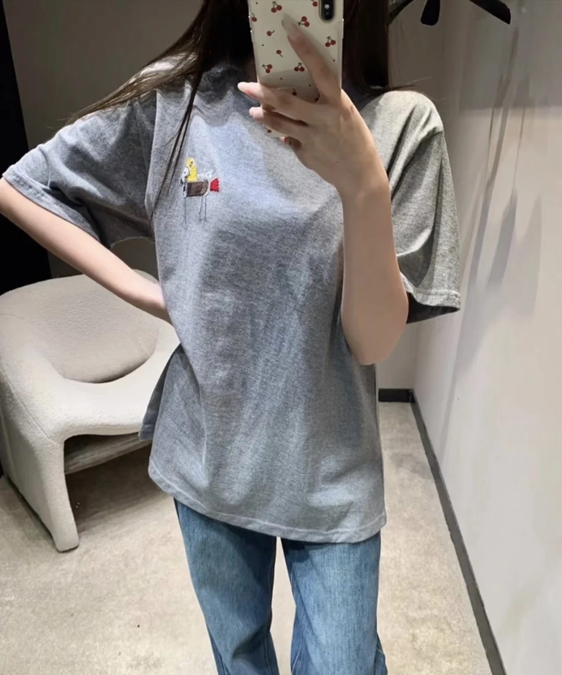 RD-C155 · Pony Embroidered Relaxed Cotton T-Shirt showcase view 8
