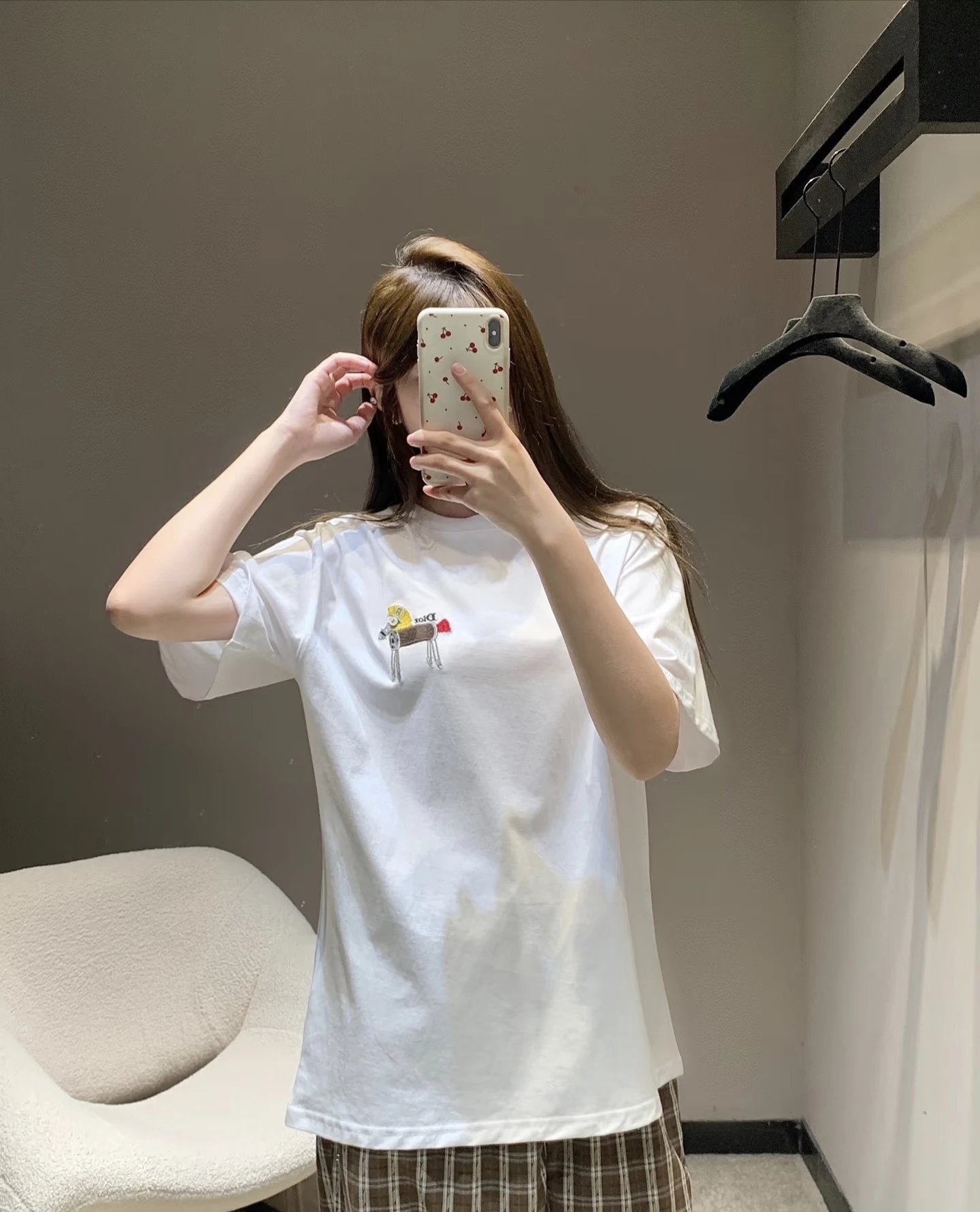 RD-C155 · Pony Embroidered Relaxed Cotton T-Shirt showcase view 26