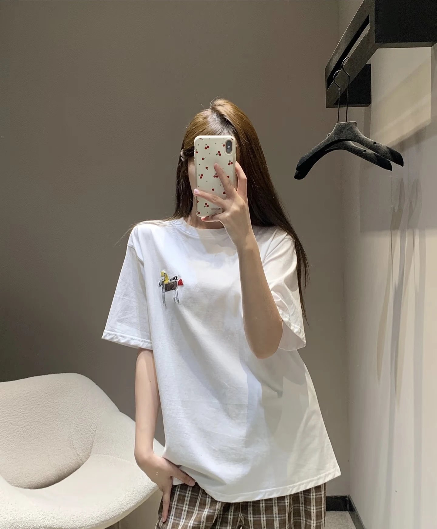 RD-C155 · Pony Embroidered Relaxed Cotton T-Shirt showcase view 25