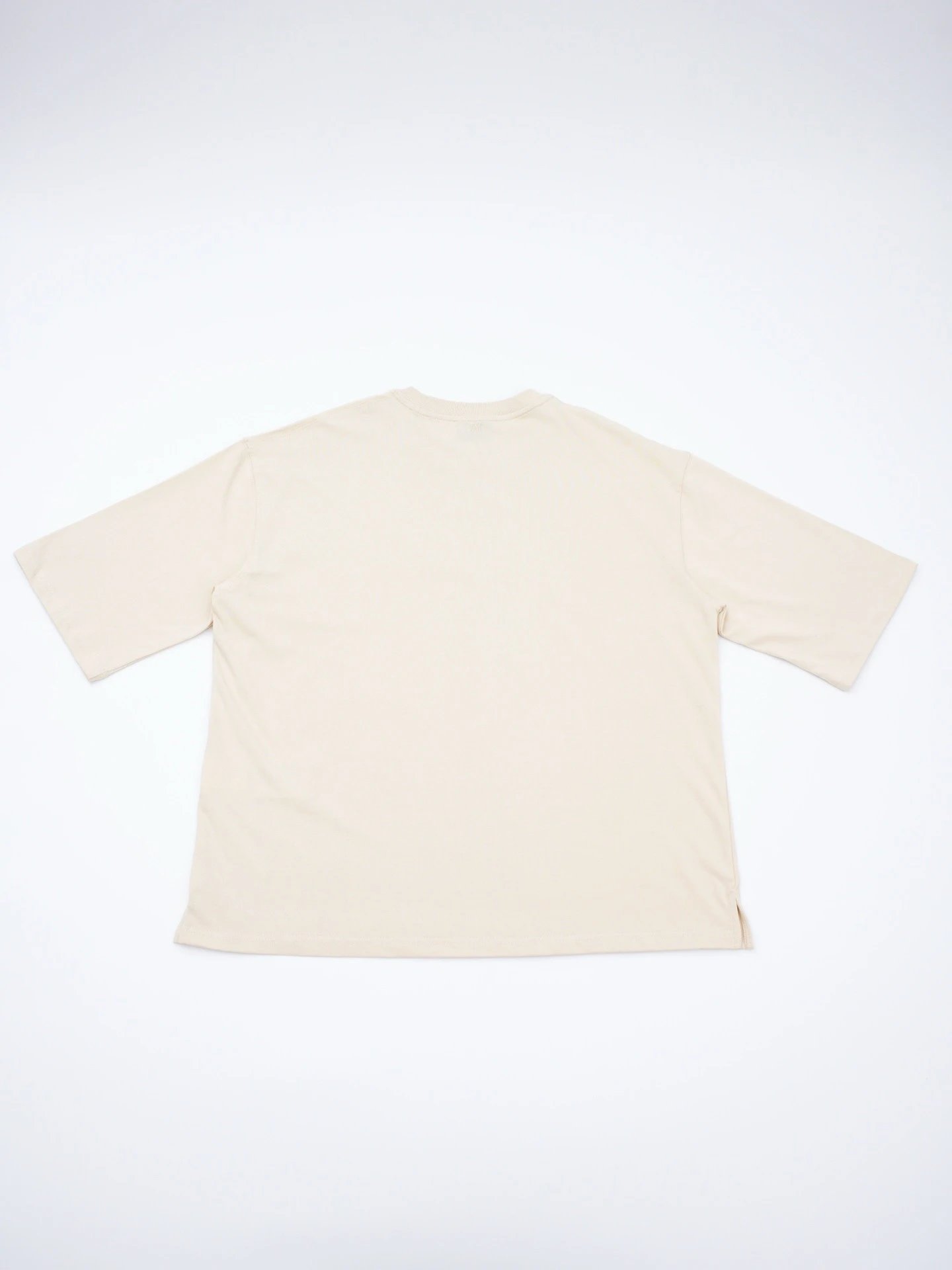 RD-C156 · Floral Letter T-Shirt showcase view 6