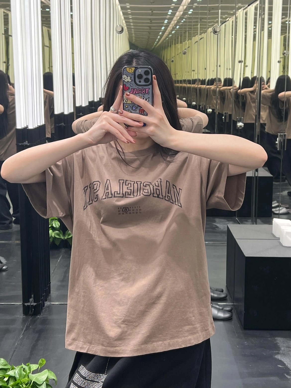 RD-C162 · Logo Print Short-Sleeve T-Shirt — Light Brown showcase view 1
