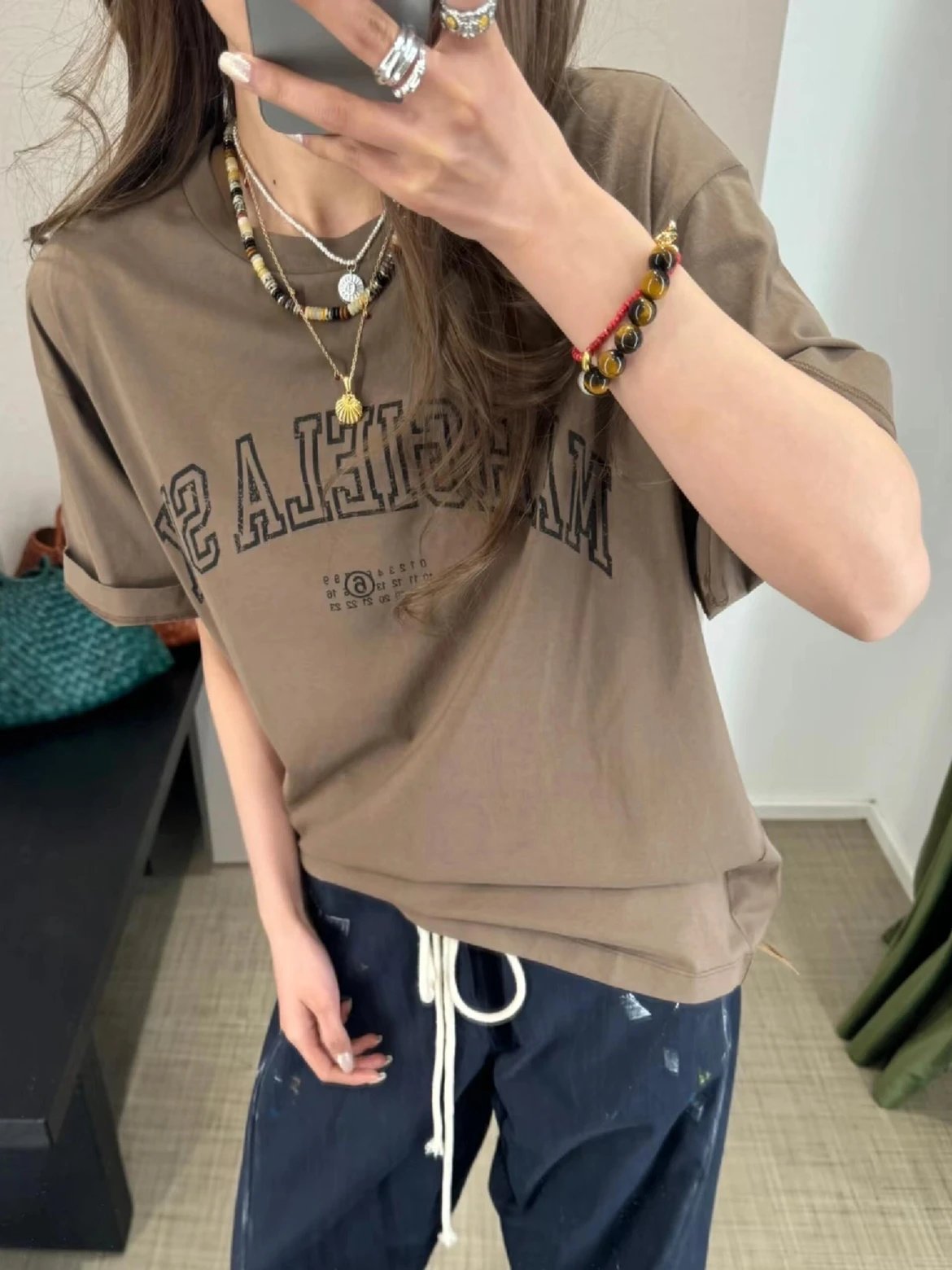 RD-C162 · Logo Print Short-Sleeve T-Shirt — Light Brown showcase view 4