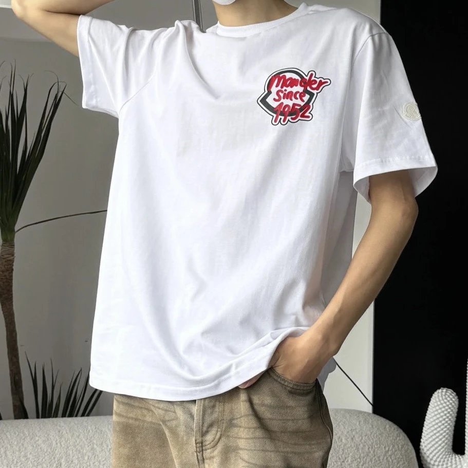 RD-C164 · Logo Crew-Neck T-Shirt showcase view 3