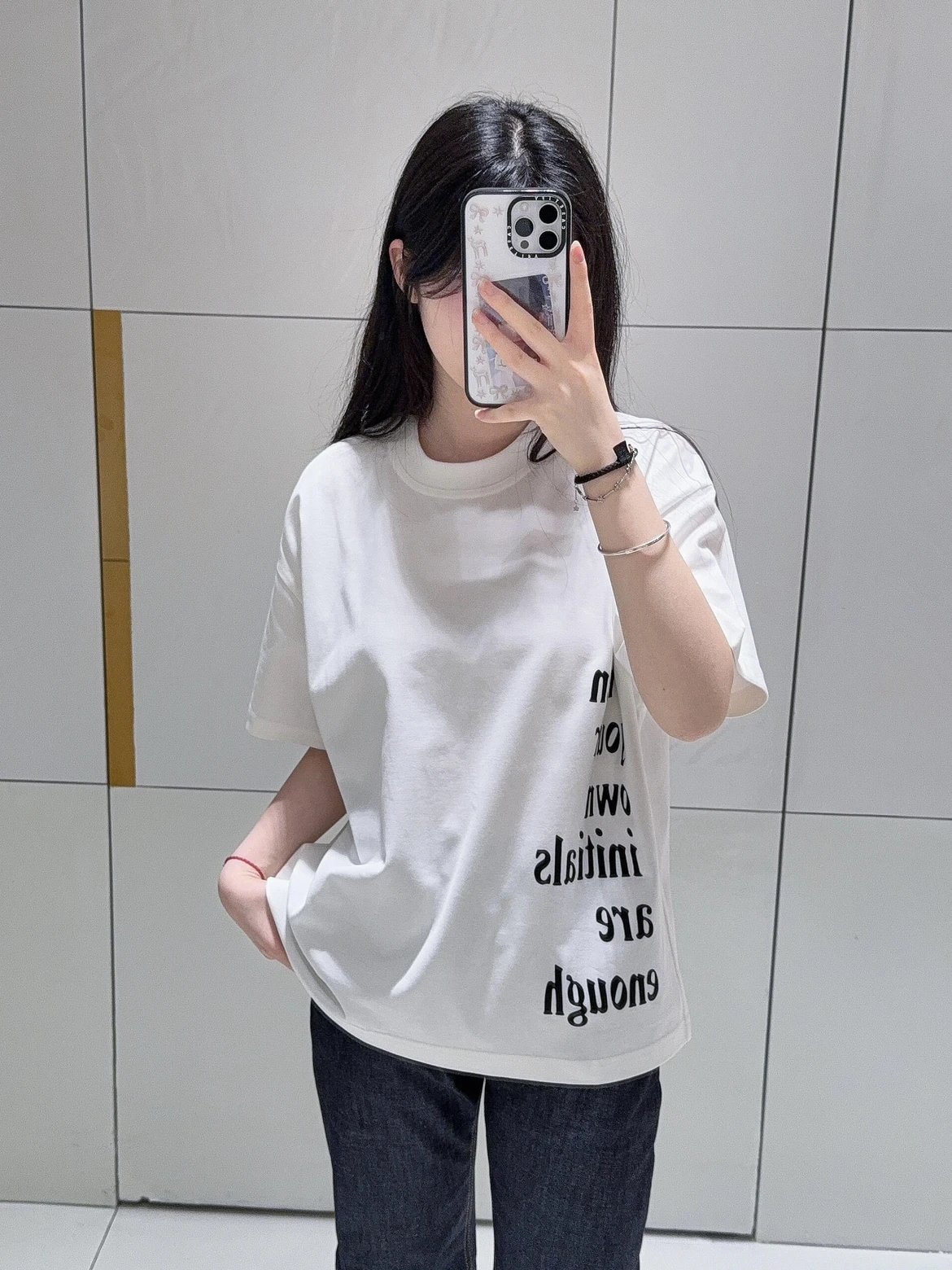 RD-C167 · Letter-Print Crew-Neck T-Shirt showcase view 4
