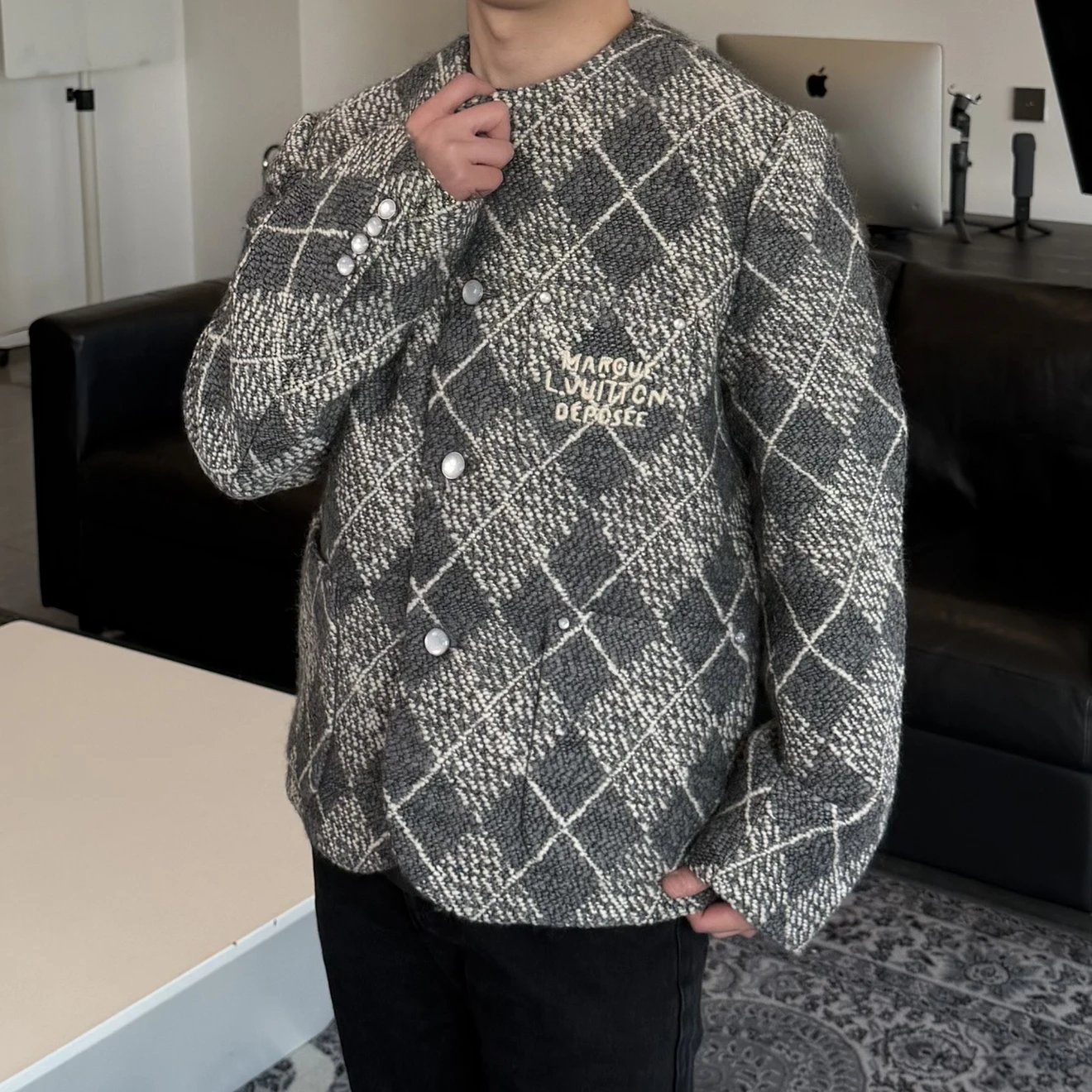 RD-C233 · OneDigit Wool Collarless Jacket showcase view 2