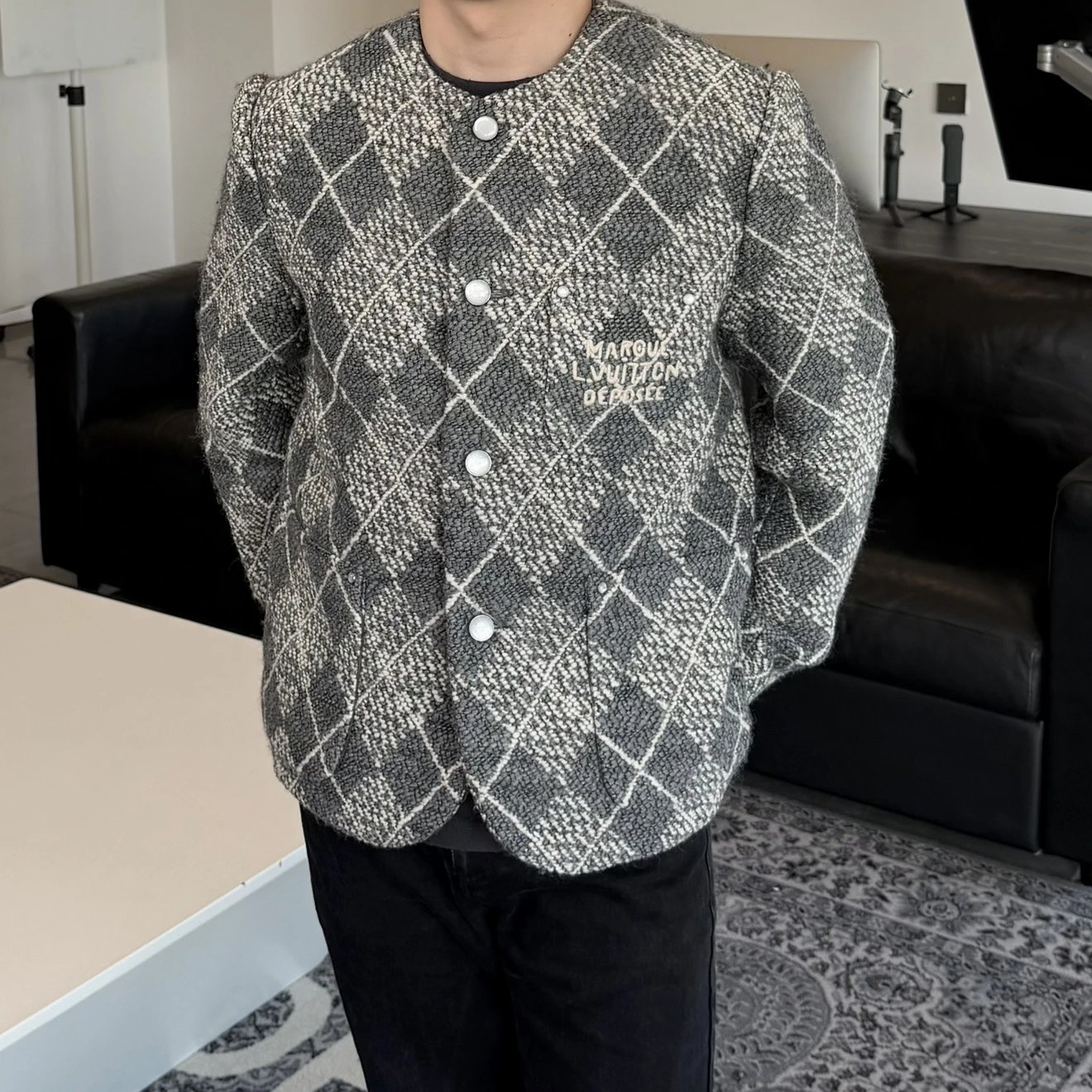 RD-C233 · OneDigit Wool Collarless Jacket showcase view 5