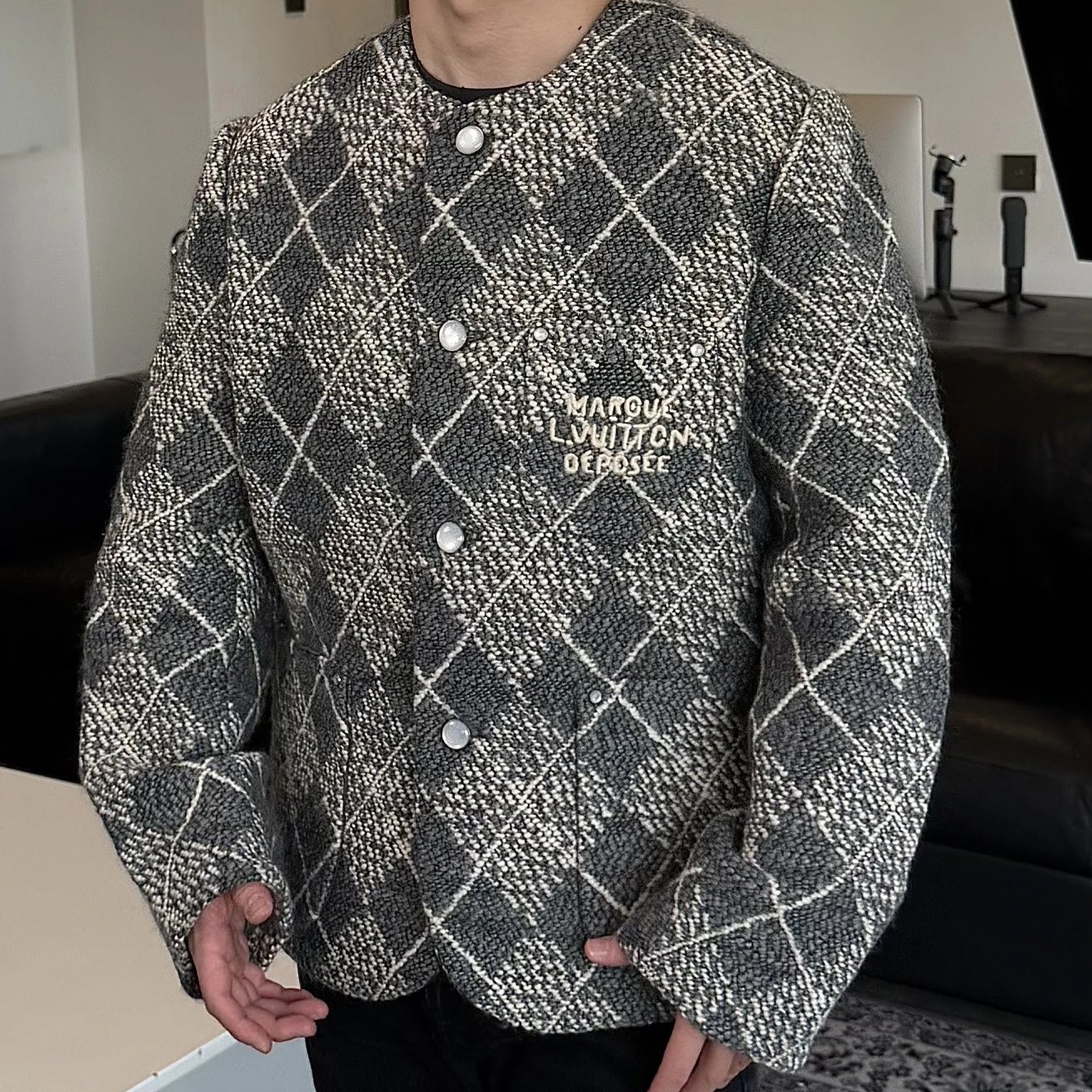 RD-C233 · OneDigit Wool Collarless Jacket showcase view 8