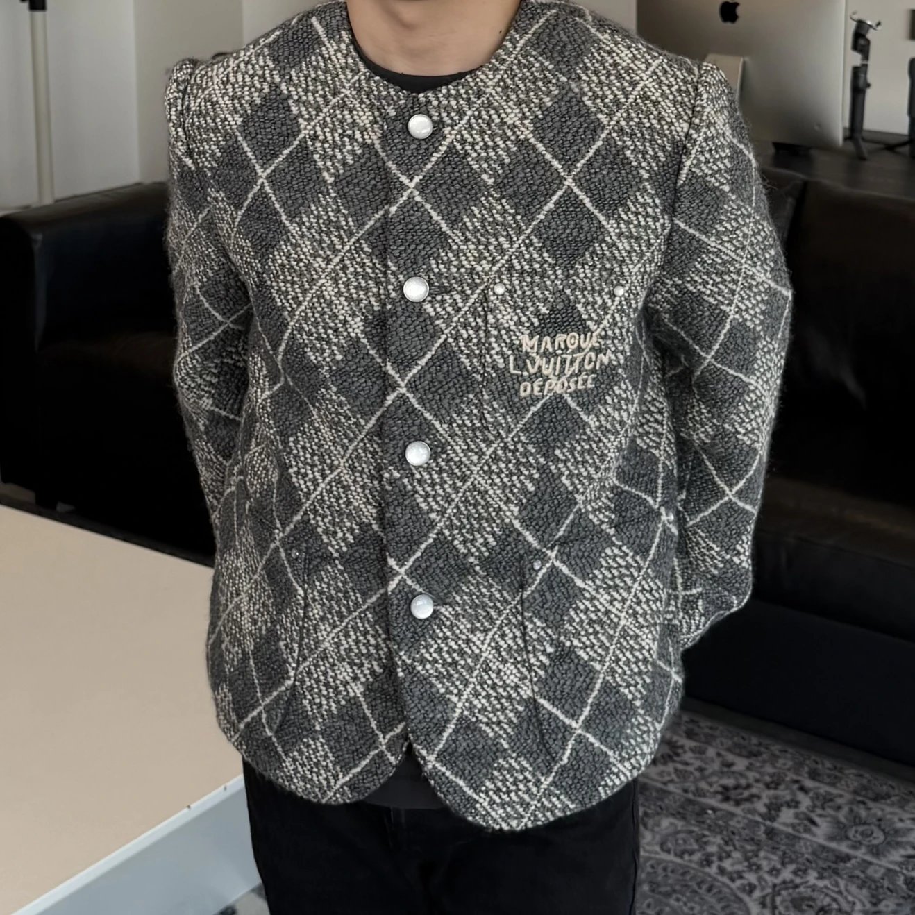 RD-C233 · OneDigit Wool Collarless Jacket showcase view 9
