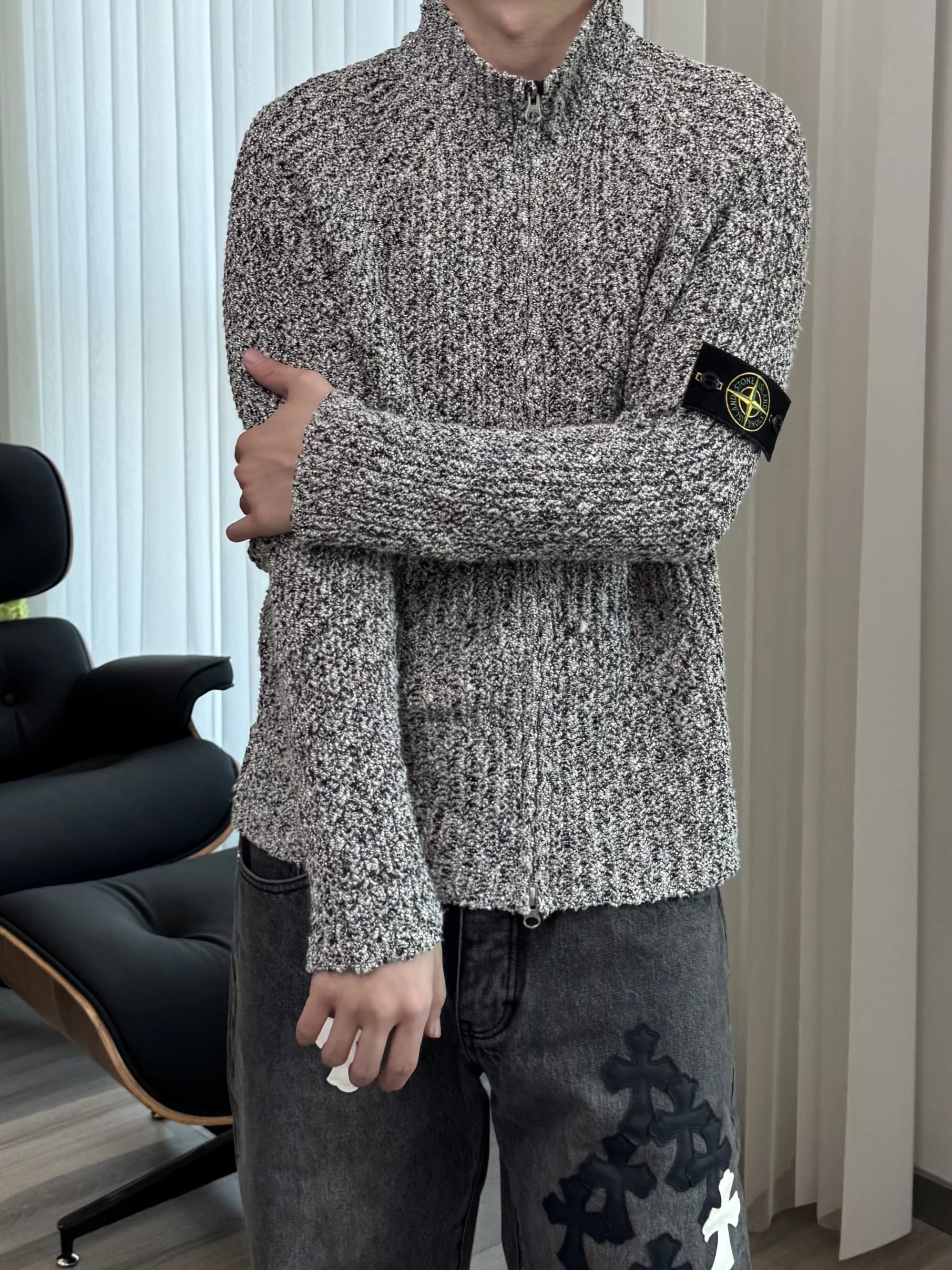 RD-C372 · Tweed-Knit Zip Cardigan showcase view 10
