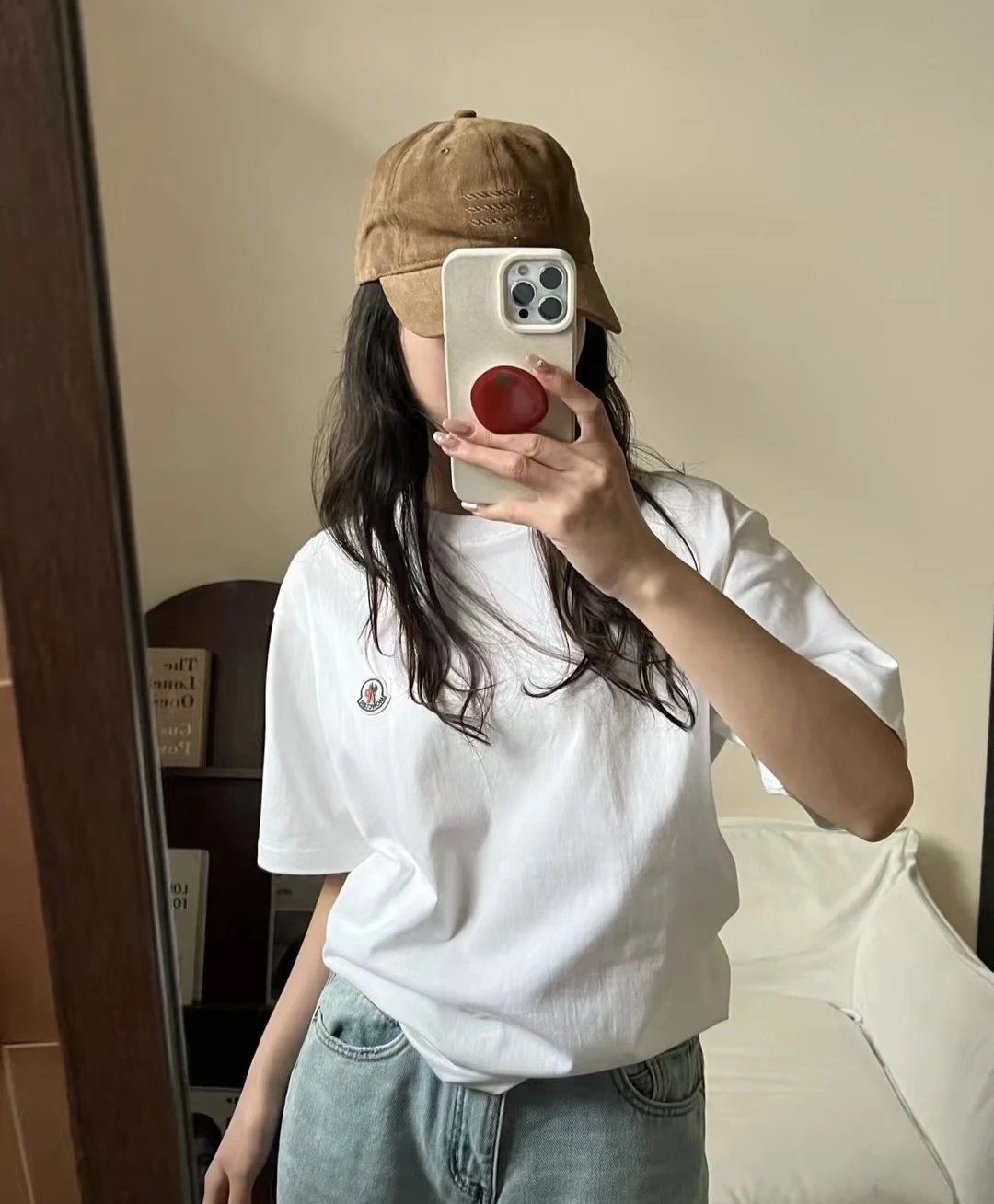 RD-C170 · Logo Patch Straight-Fit T-Shirt showcase view 8