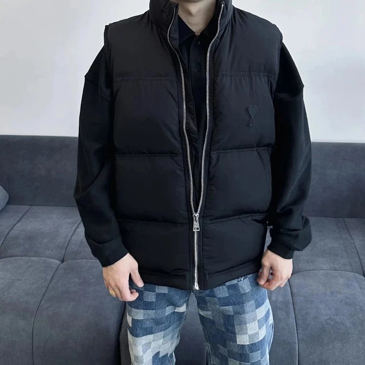 RD-C323 · Logo Stand-Collar Puffer Vest showcase view 3