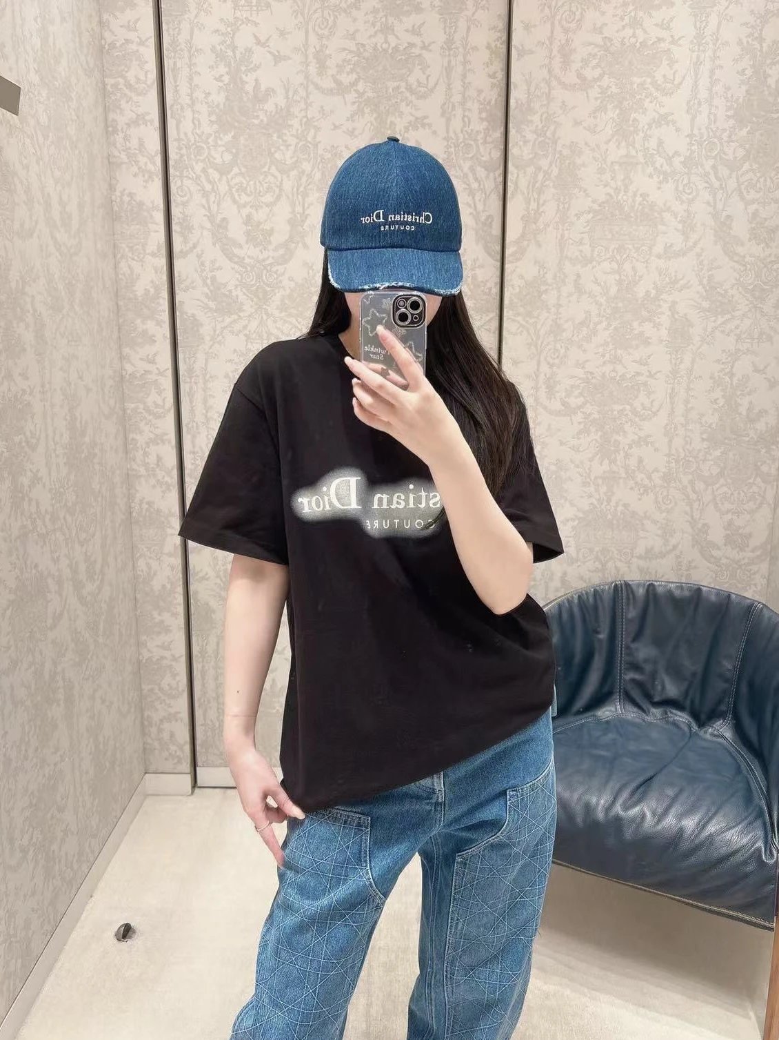 RD-C171 · Logo Print Crew-Neck T-Shirt showcase view 9