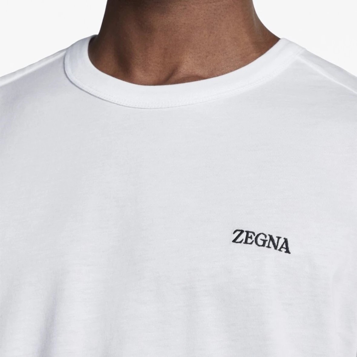 RD-C175 · Logo Crew-Neck T-Shirt showcase view 4