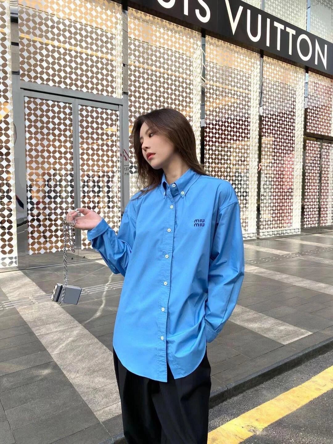 RD-C343 · Klein Blue Embroidered Sun Shirt showcase view 7