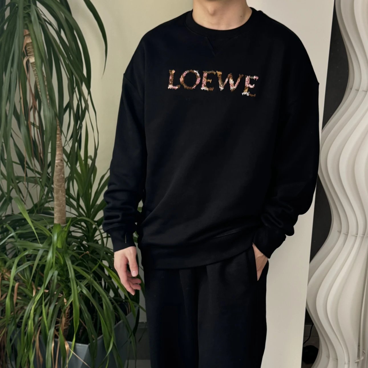 RD-C271 · Dissolved Logo Embroidered Crewneck Sweatshirt showcase view 3