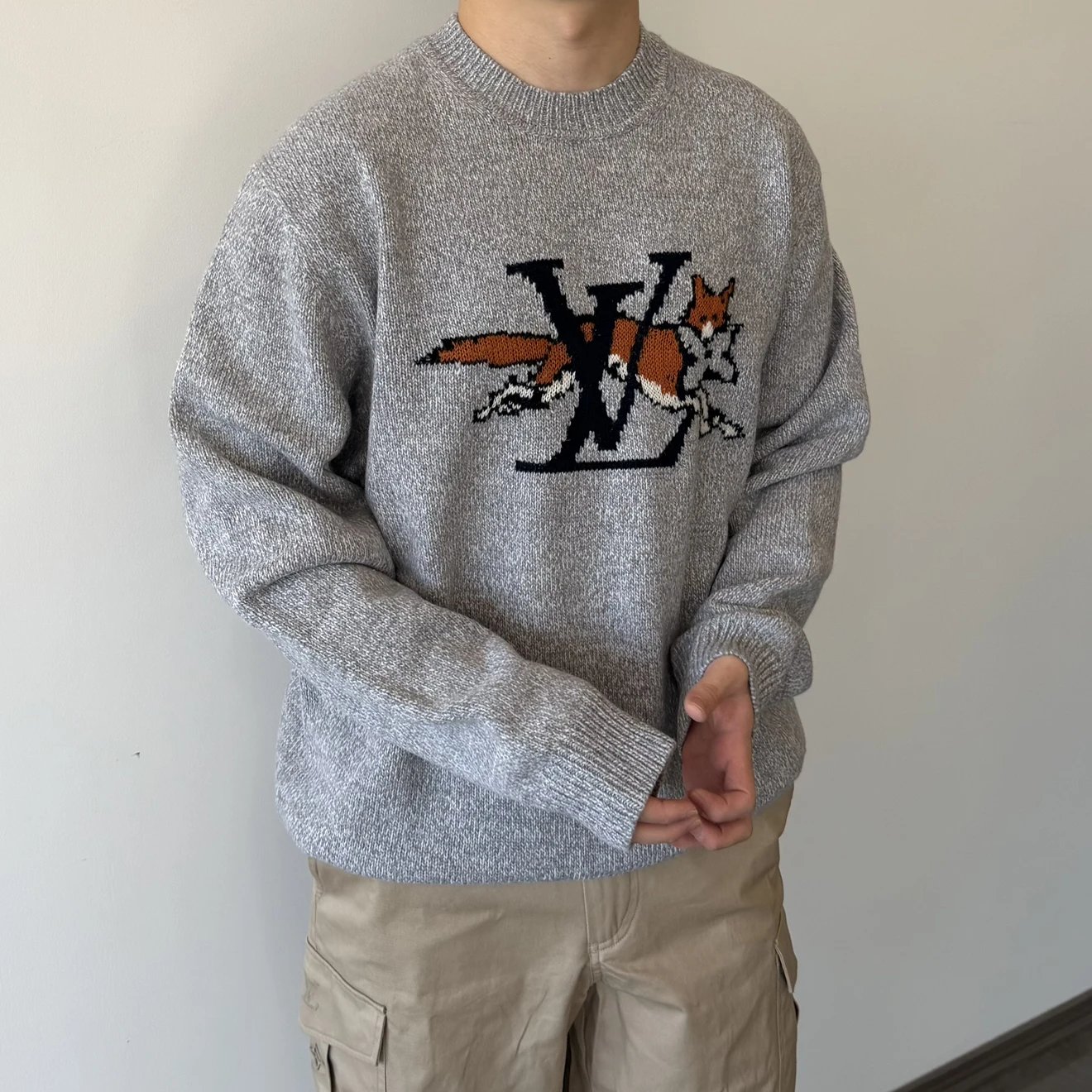 RD-C373 · Fox Jacquard Knit Sweater showcase view 1