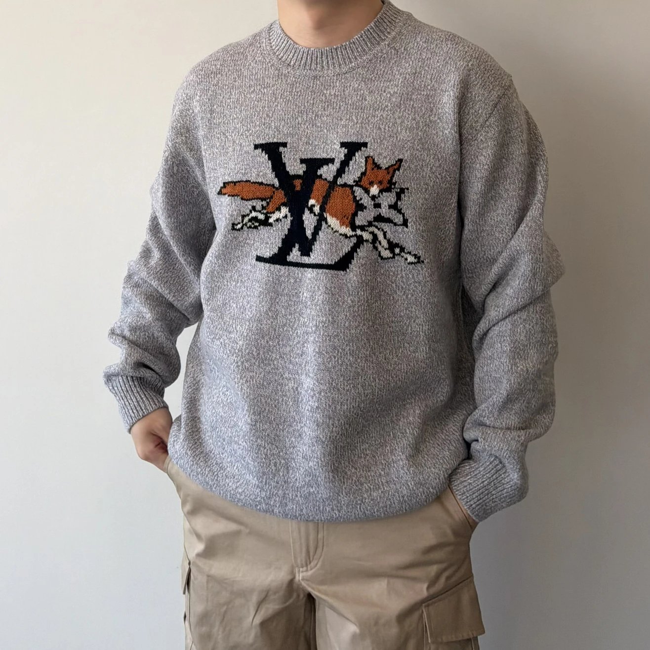 RD-C373 · Fox Jacquard Knit Sweater showcase view 5
