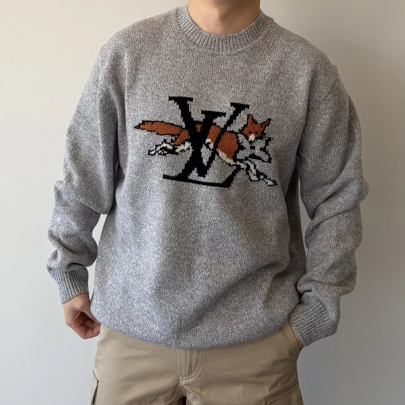 RD-C373 · Fox Jacquard Knit Sweater showcase view 7