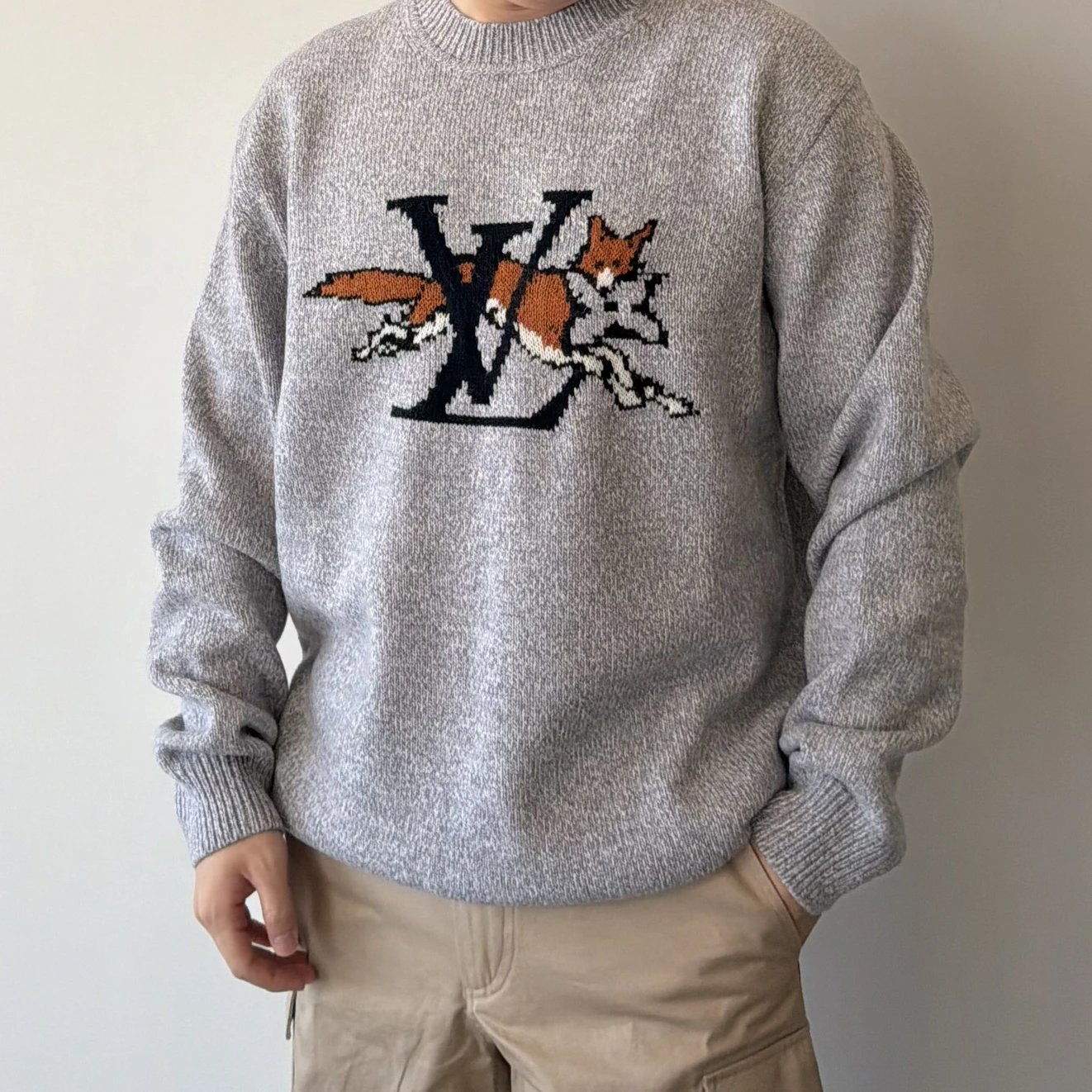 RD-C373 · Fox Jacquard Knit Sweater showcase view 8