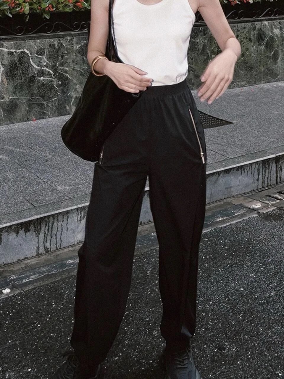 RD-C420 · Nylon Zip-Pocket Track Pants showcase view 2