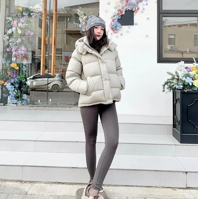 RD-C325 · Five-Baffle Short Goose Down Jacket showcase view 15