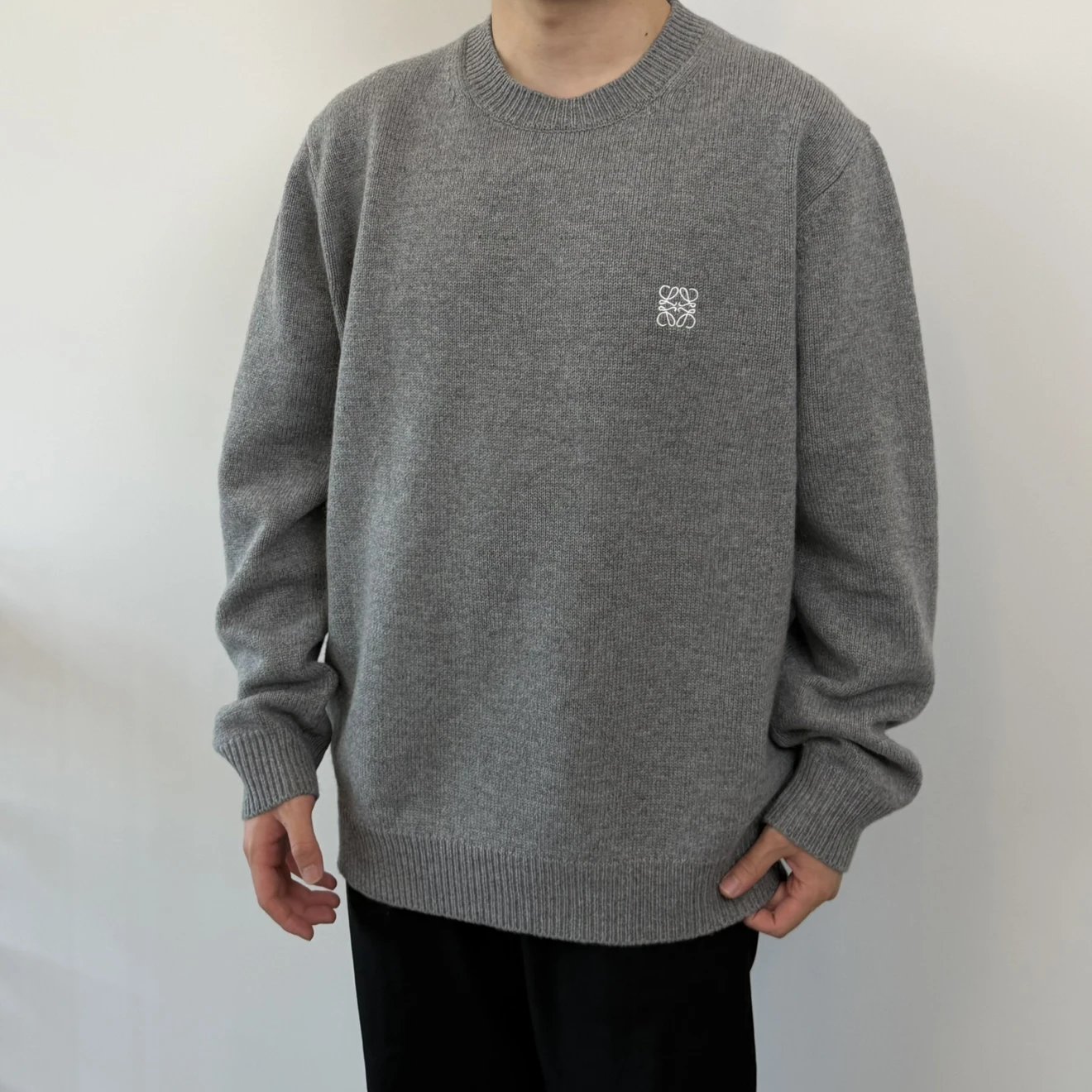 RD-C375 · Small-Emblem Merino Wool Crewneck Sweater showcase view 5