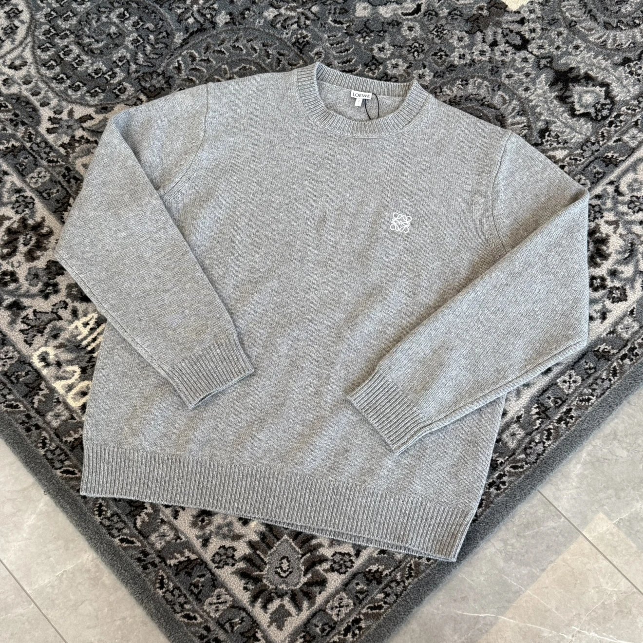 RD-C375 · Small-Emblem Merino Wool Crewneck Sweater showcase view 15