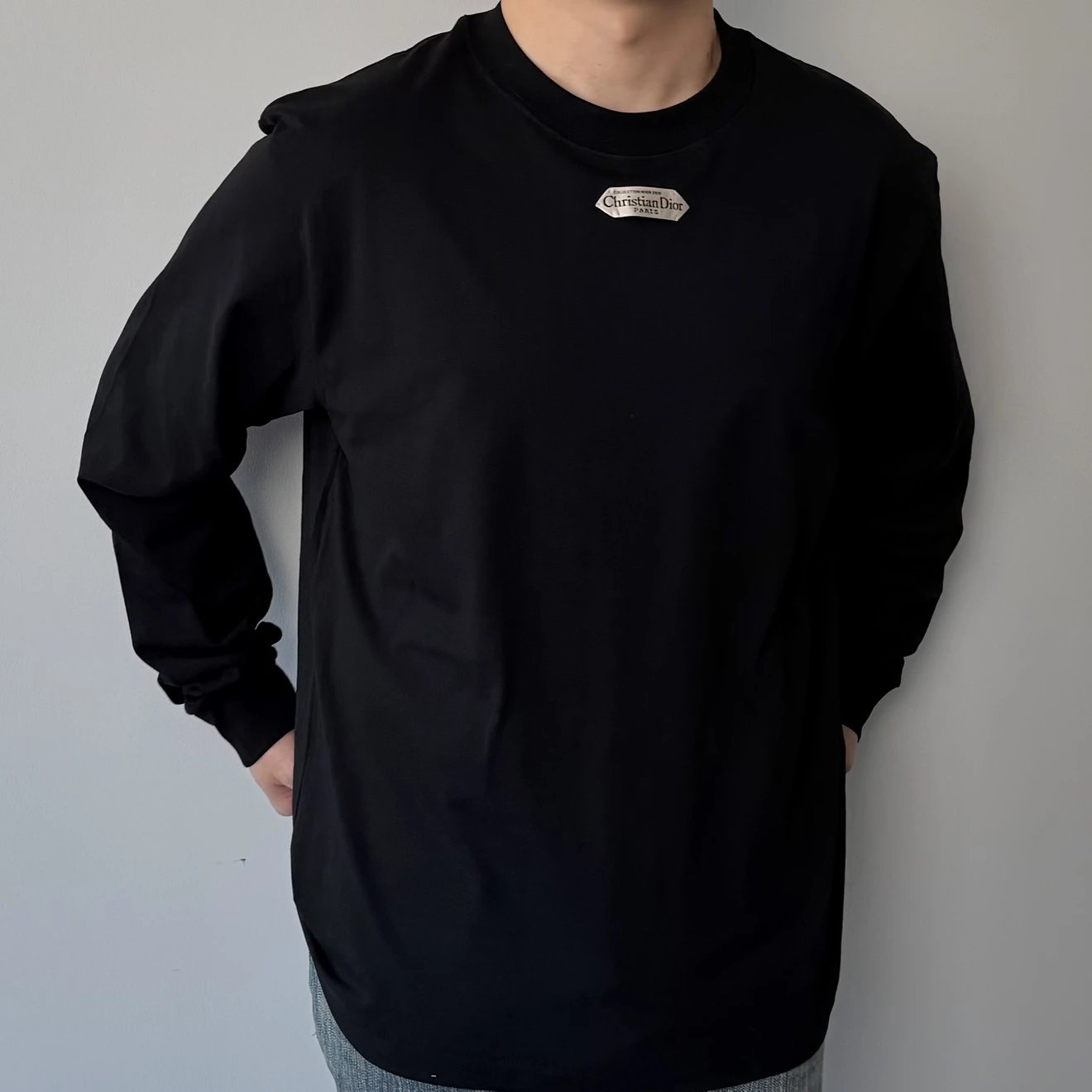 RD-C401 · Cotton Logo Long-Sleeve T-Shirt showcase view 5