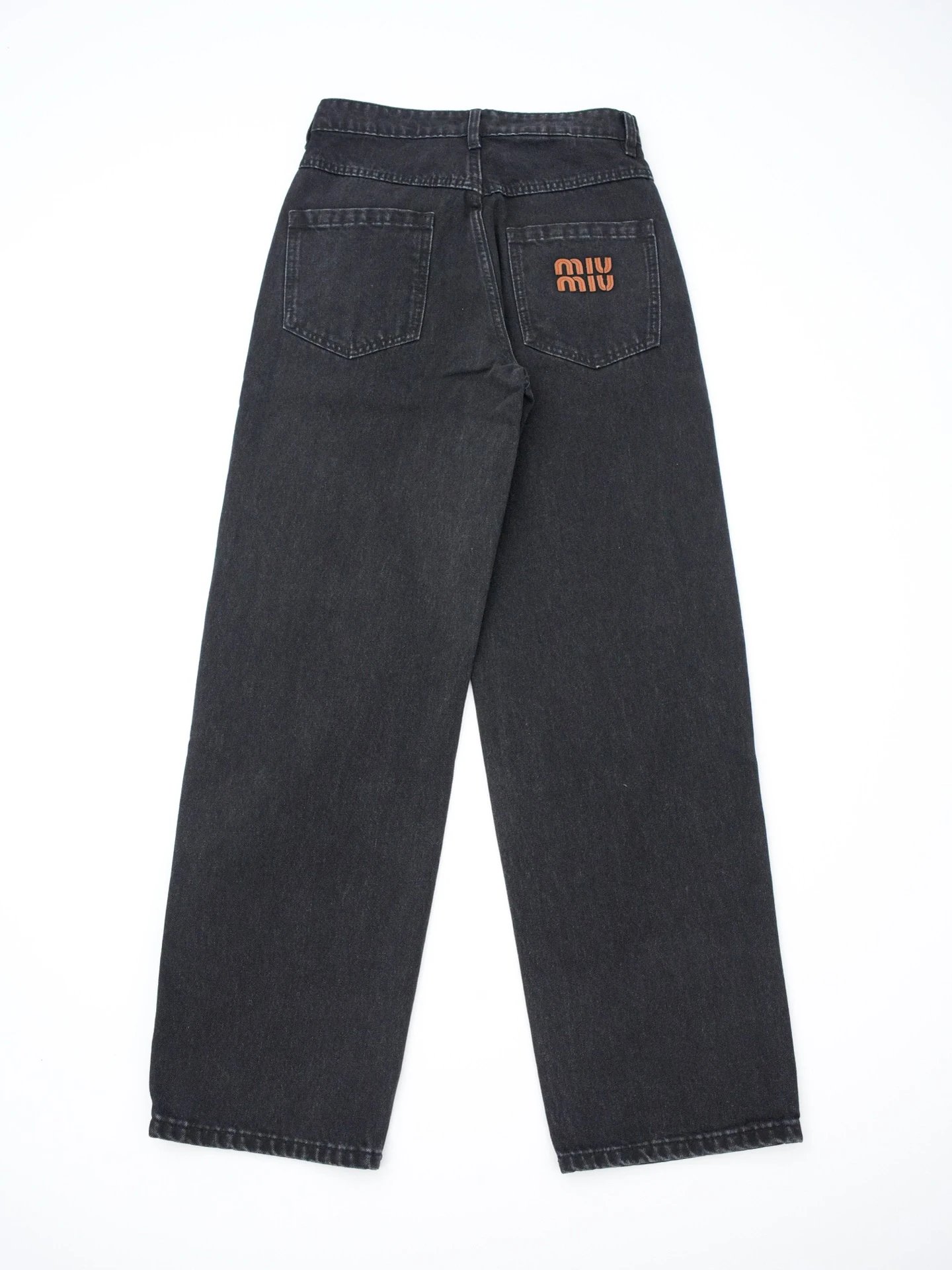 RD-C421 · Patch-Letter Jeans showcase view 4