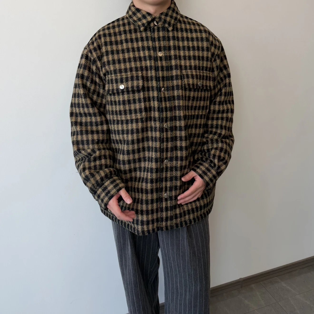 RD-C344 · Brown Checked Wool-Look Overshirt showcase view 8