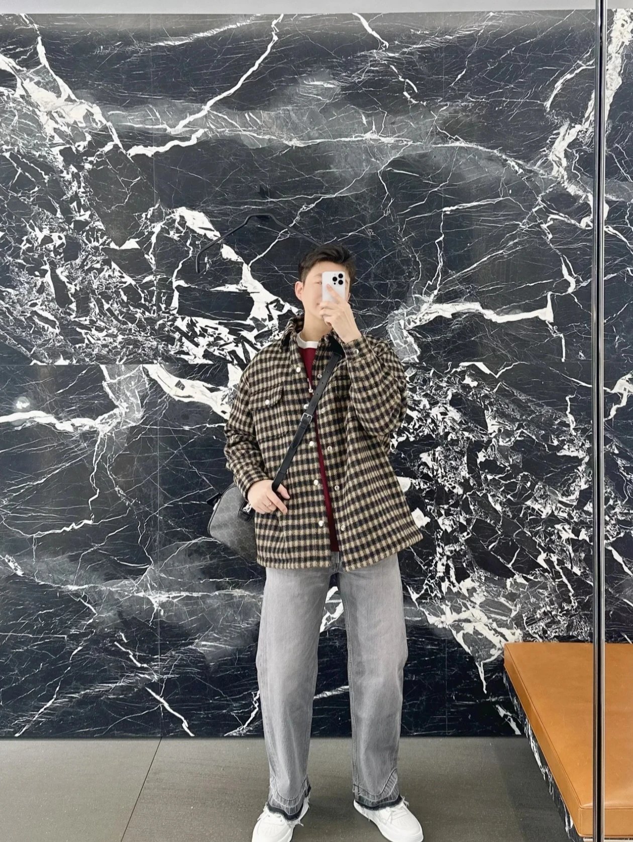 RD-C344 · Brown Checked Wool-Look Overshirt showcase view 23