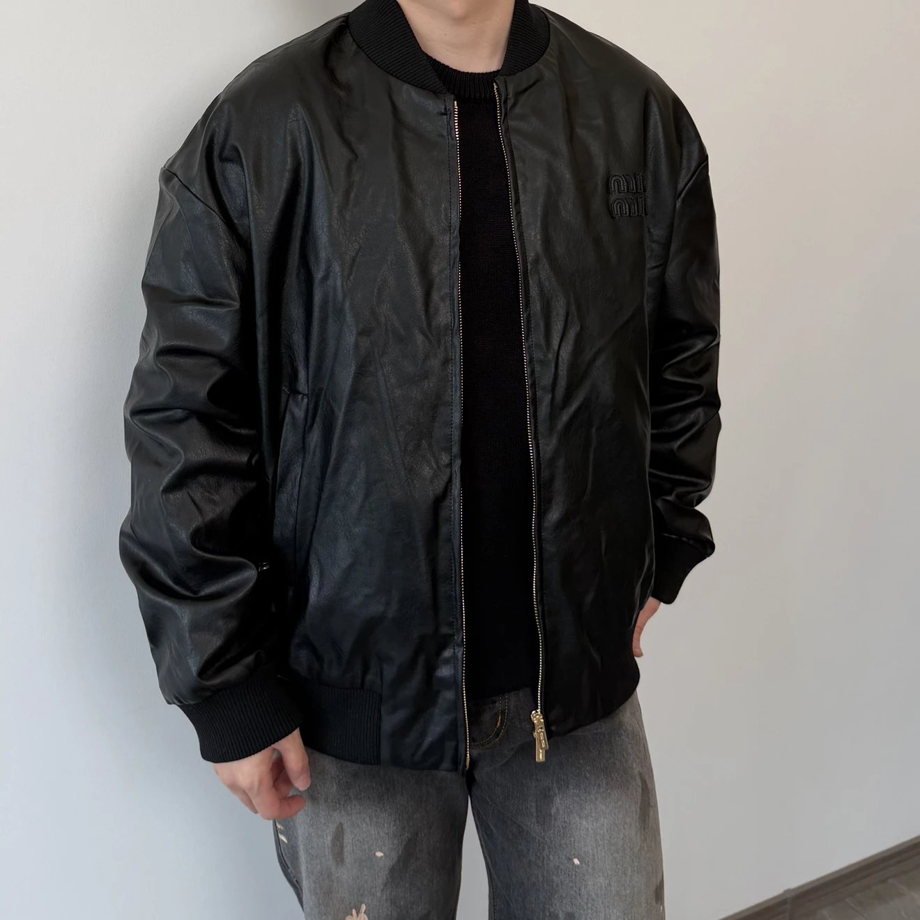 RD-C237 · Waxed Sheepskin Bomber Jacket showcase view 4