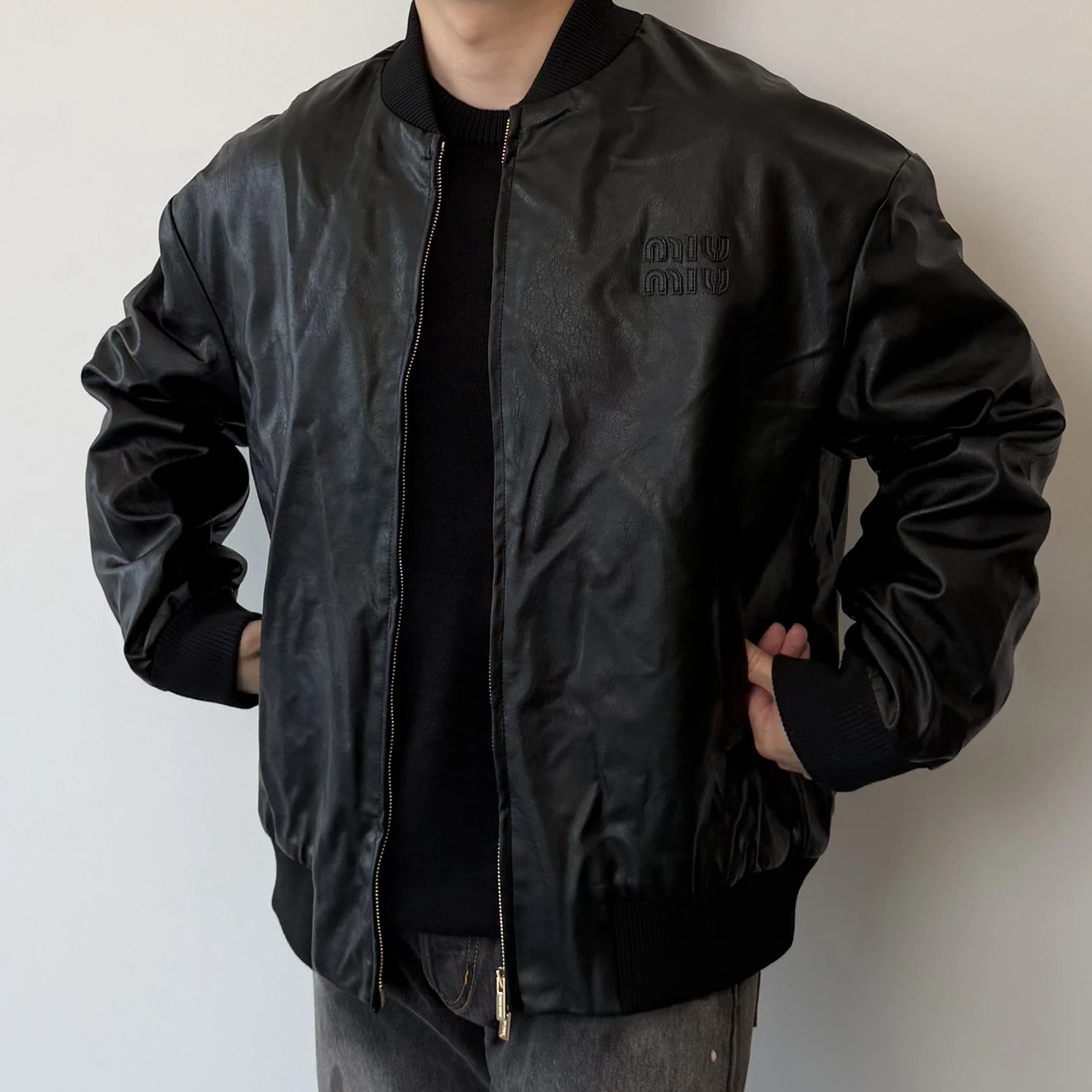RD-C237 · Waxed Sheepskin Bomber Jacket showcase view 6