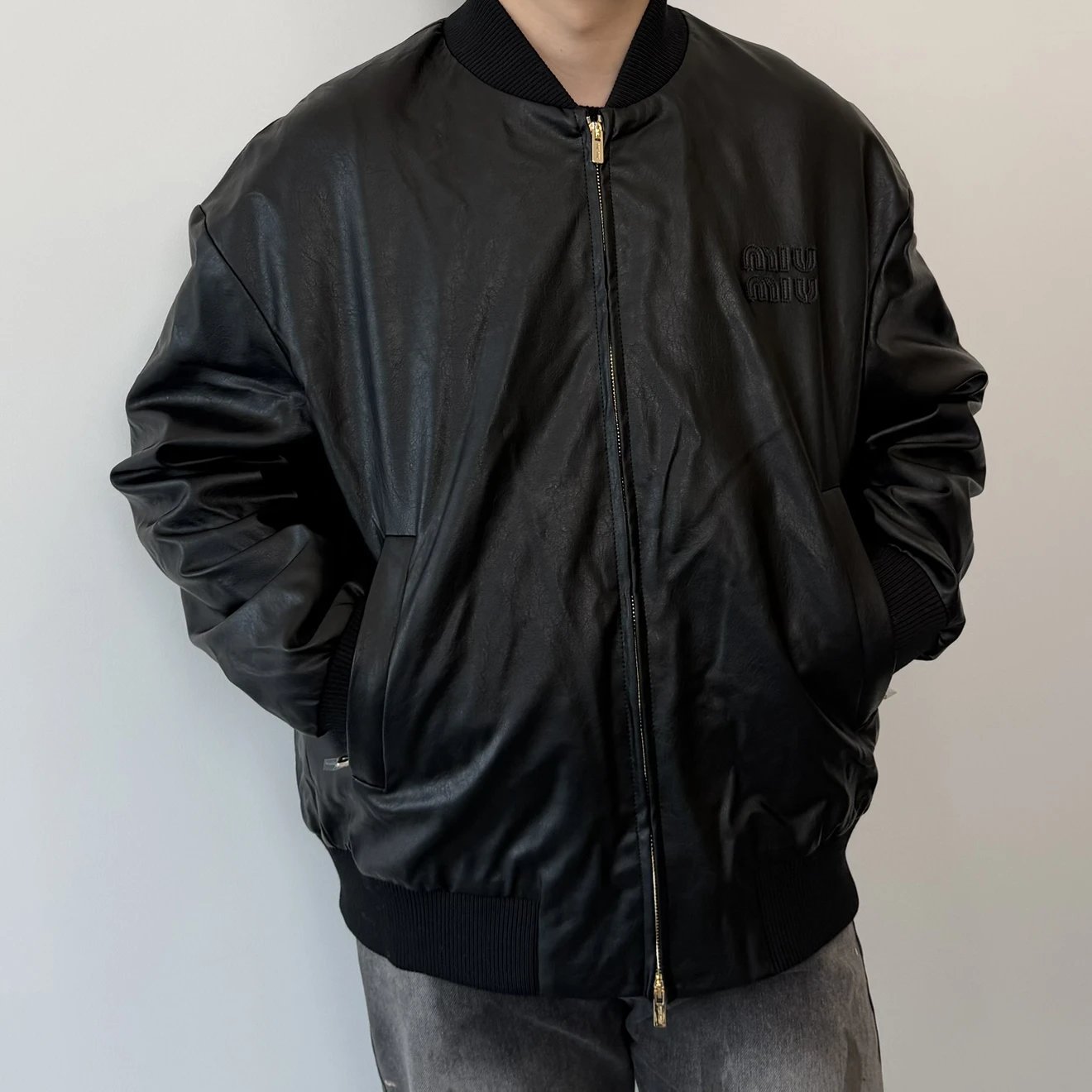 RD-C237 · Waxed Sheepskin Bomber Jacket showcase view 13