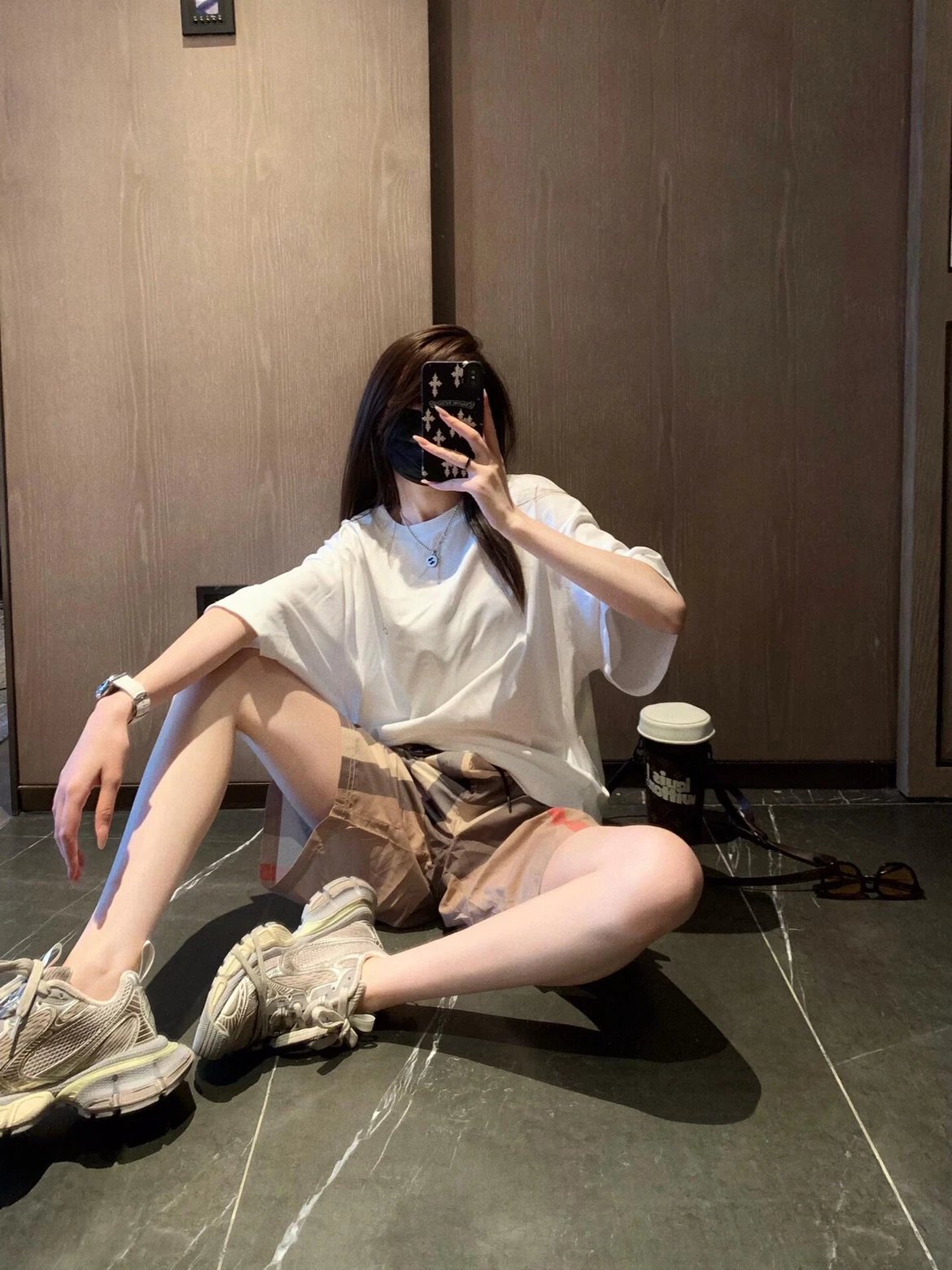 RD-C295 · Classic Patchwork Plaid Drawstring Shorts showcase view 8