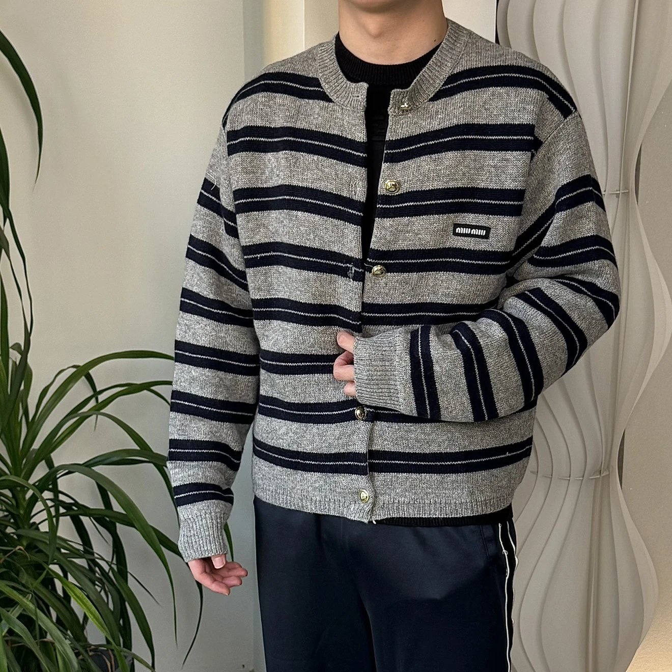 RD-C378 · Striped Cashmere-Wool Cardigan showcase view 3