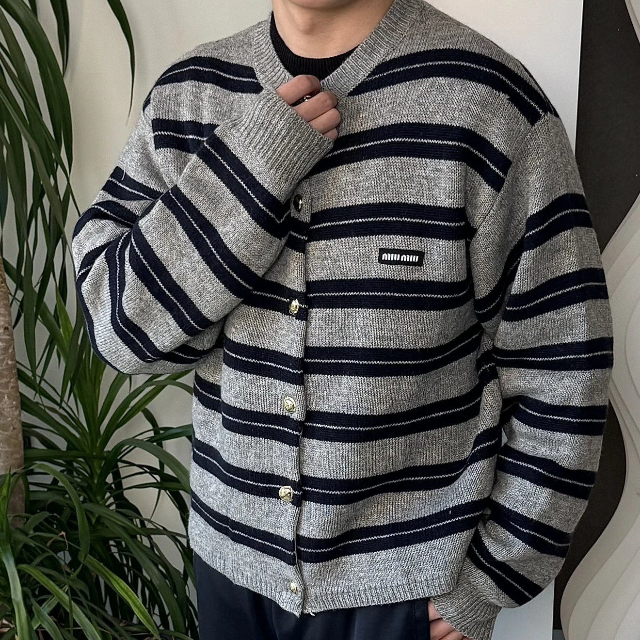 RD-C378 · Striped Cashmere-Wool Cardigan showcase view 6