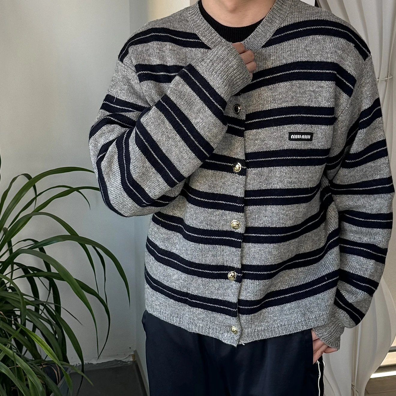 RD-C378 · Striped Cashmere-Wool Cardigan showcase view 7