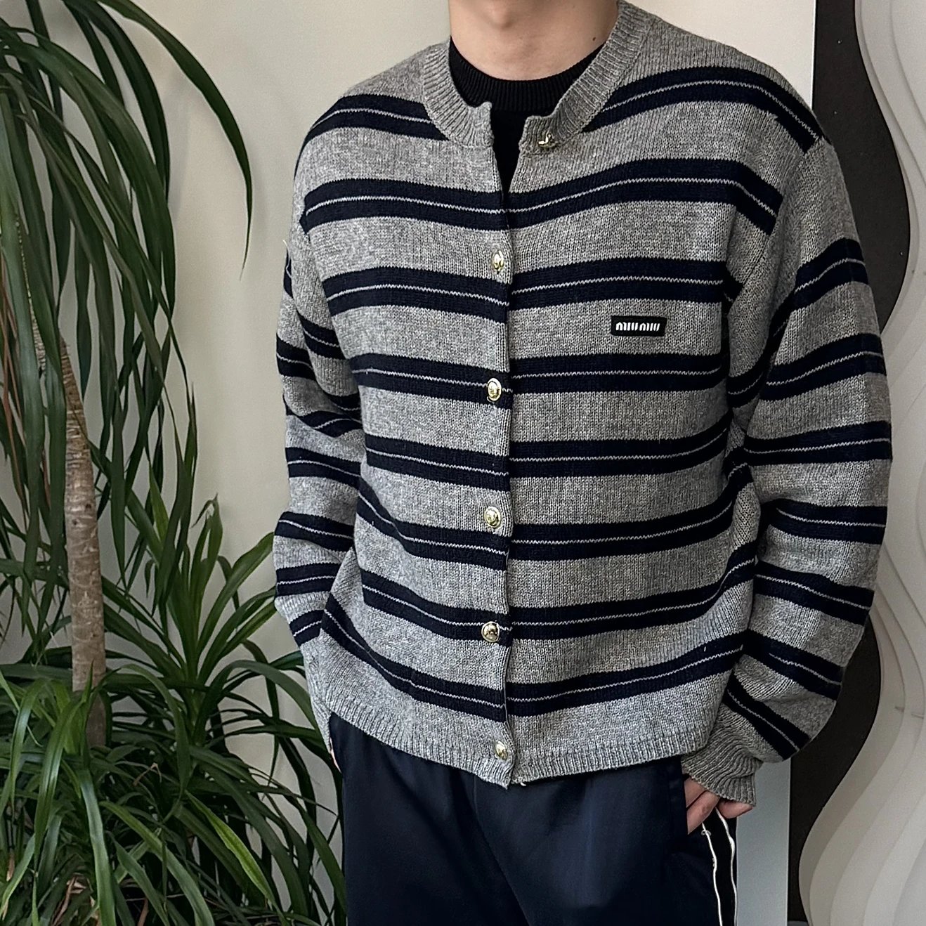 RD-C378 · Striped Cashmere-Wool Cardigan showcase view 9