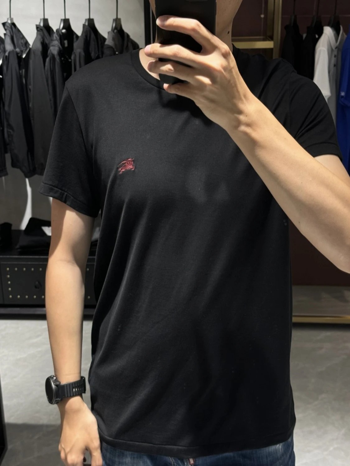 RD-C185 · Equestrian Embroidered Crew-Neck T-Shirt – Black showcase view 4
