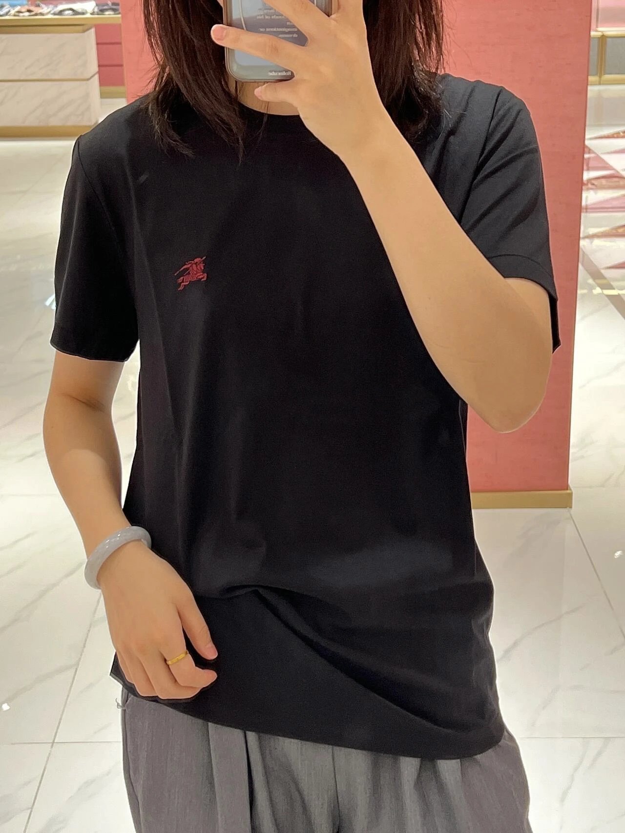 RD-C185 · Equestrian Embroidered Crew-Neck T-Shirt – Black showcase view 7
