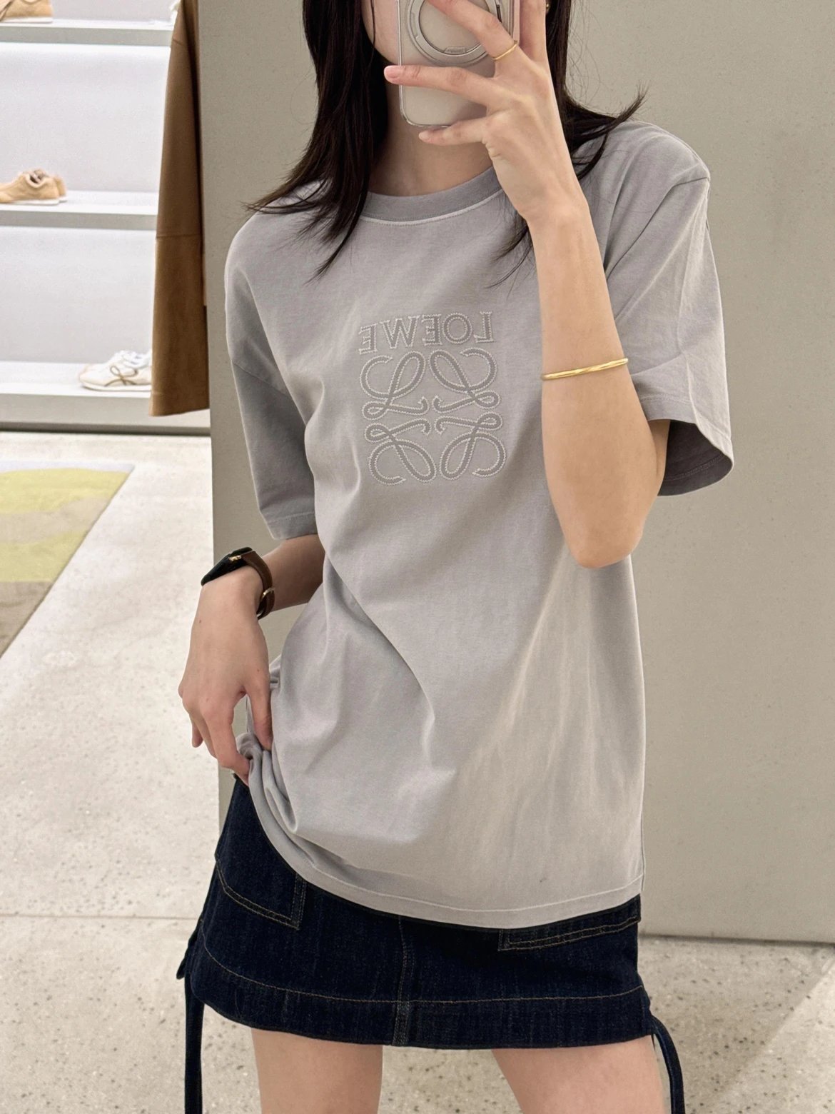 RD-C187 · Embroidered Crewneck T-Shirt — Grey / Green showcase view 7