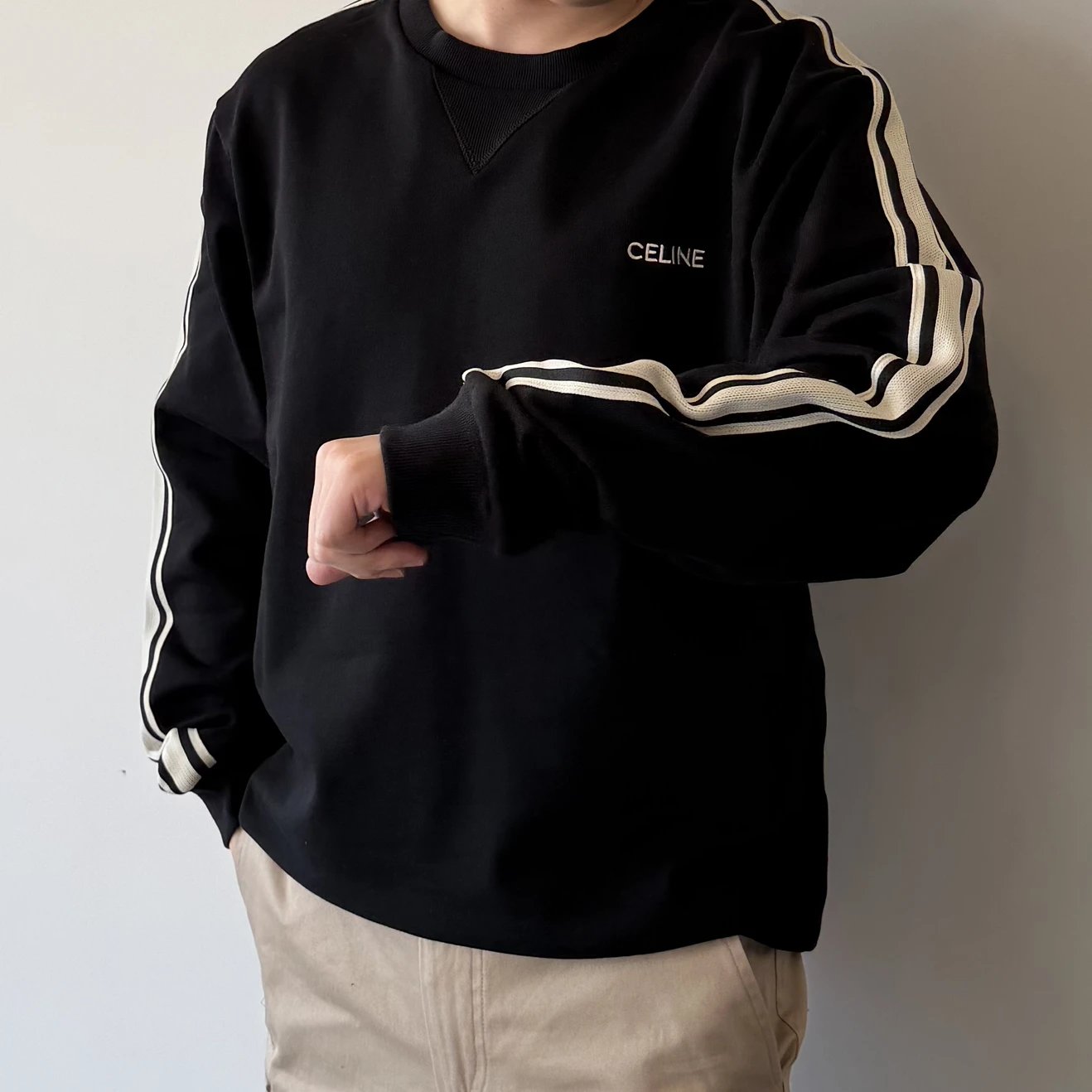 RD-C274 · Sleeve-Tape Crewneck Sweatshirt showcase view 1