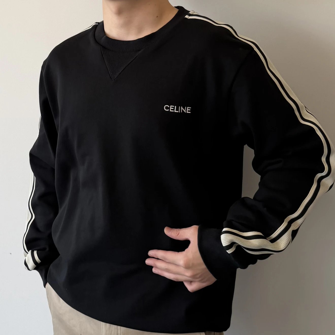 RD-C274 · Sleeve-Tape Crewneck Sweatshirt showcase view 5