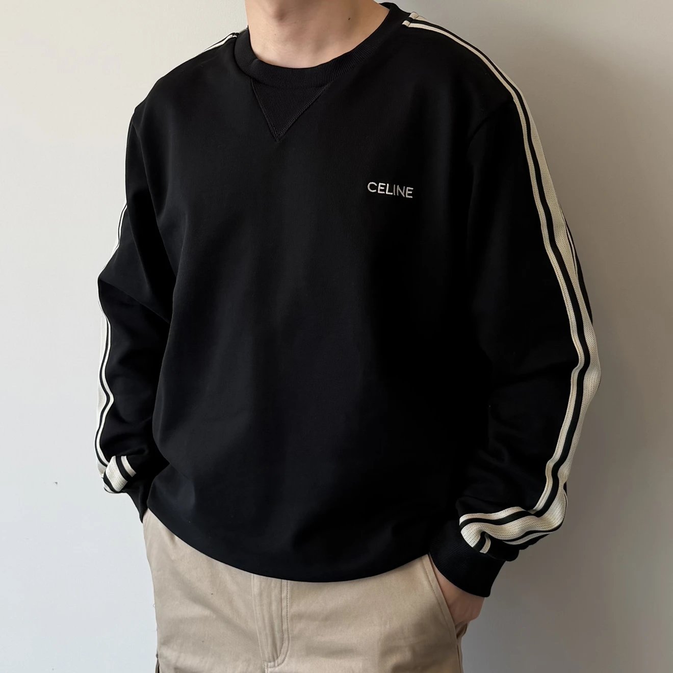 RD-C274 · Sleeve-Tape Crewneck Sweatshirt showcase view 7