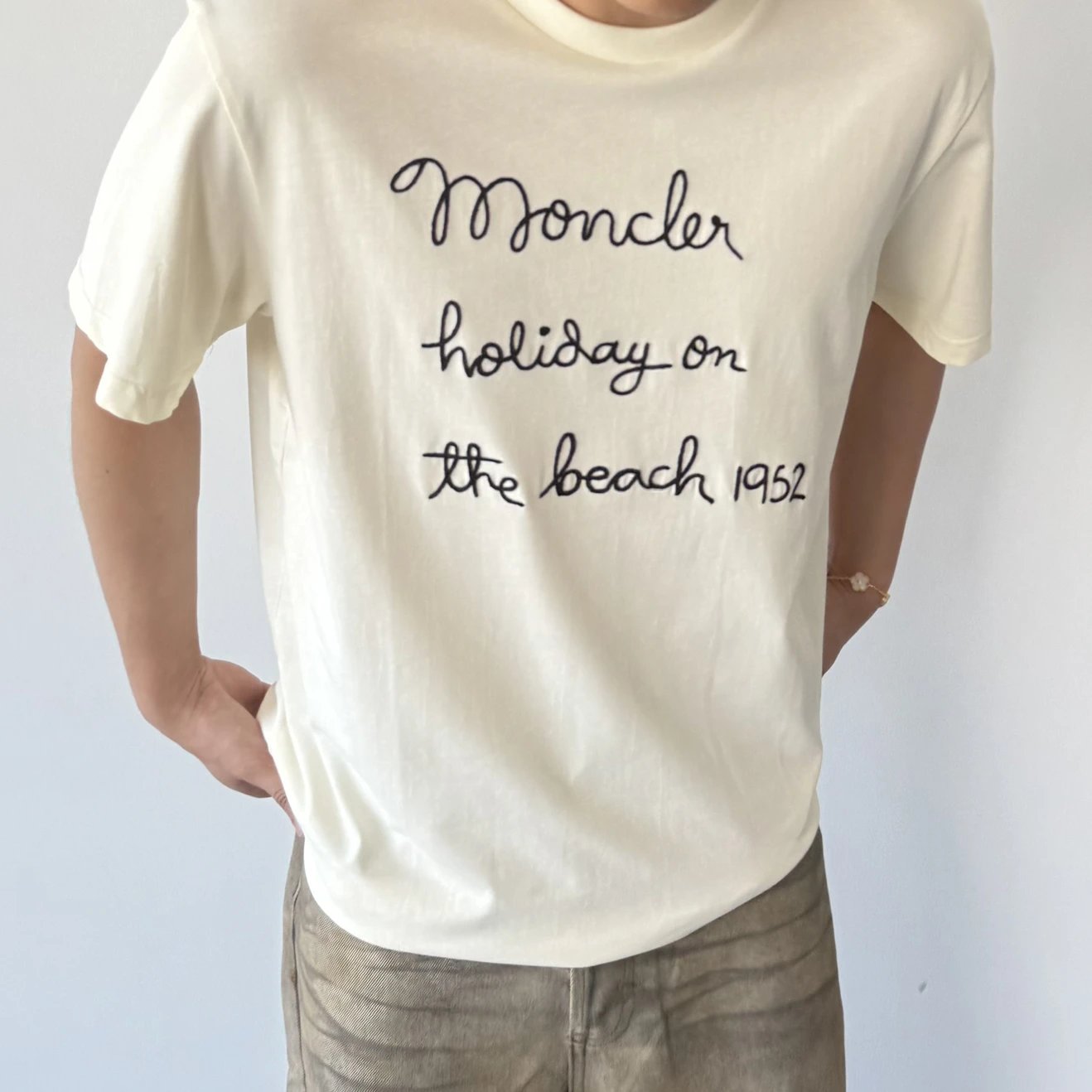 RD-C189 · Embroidered Logo T-Shirt showcase view 1