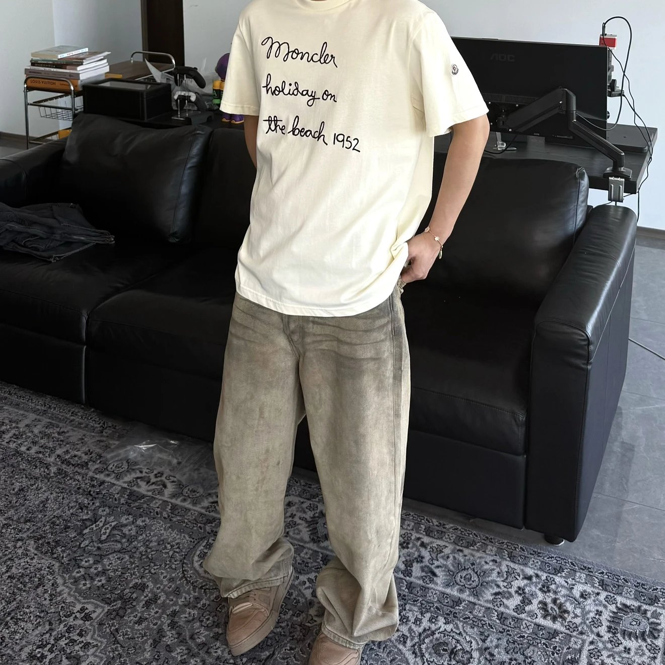 RD-C189 · Embroidered Logo T-Shirt showcase view 2