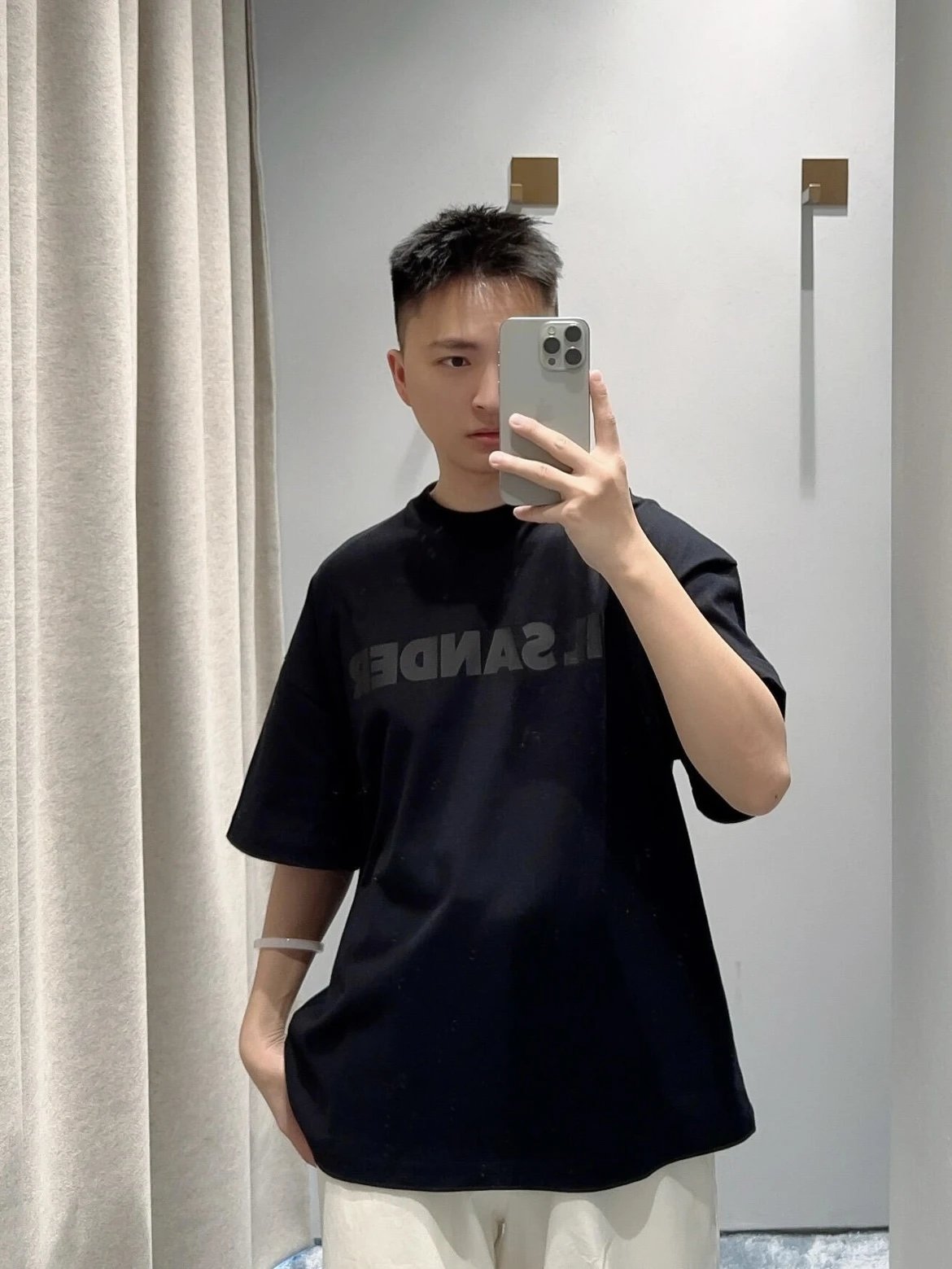 RD-C192 · Logo Drop-Shoulder T-Shirt showcase view 2